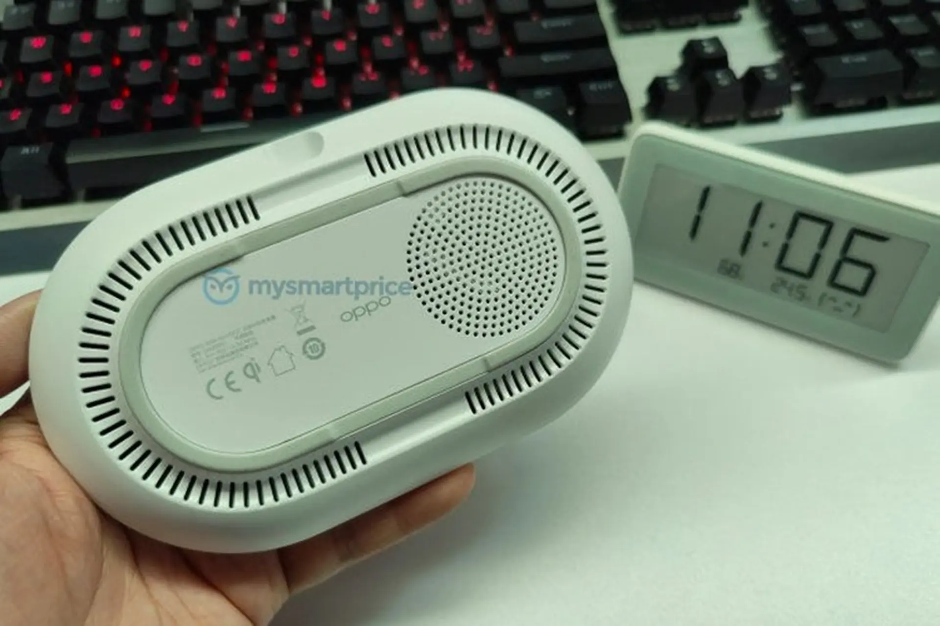 Bộ sạc không dây OPPO AirVOOC 40W lần đầu lộ ảnh thực tế