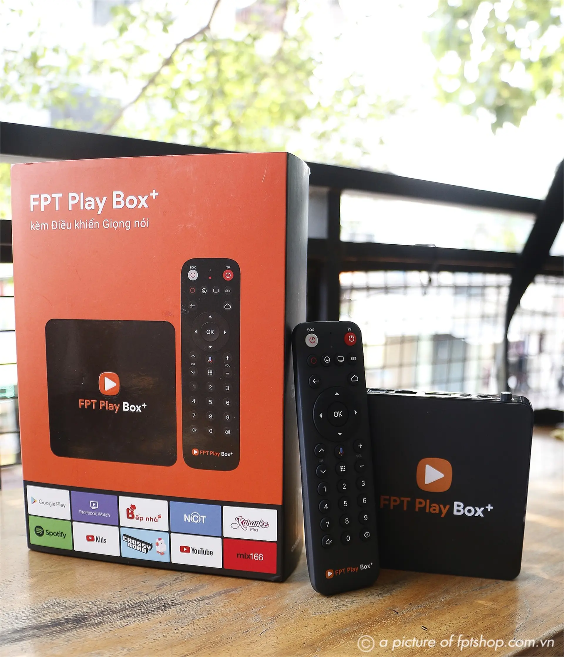 Không cần trả trước, rước ngay FPT Play Box+ cùng gói siêu giải trí tại FPT Shop