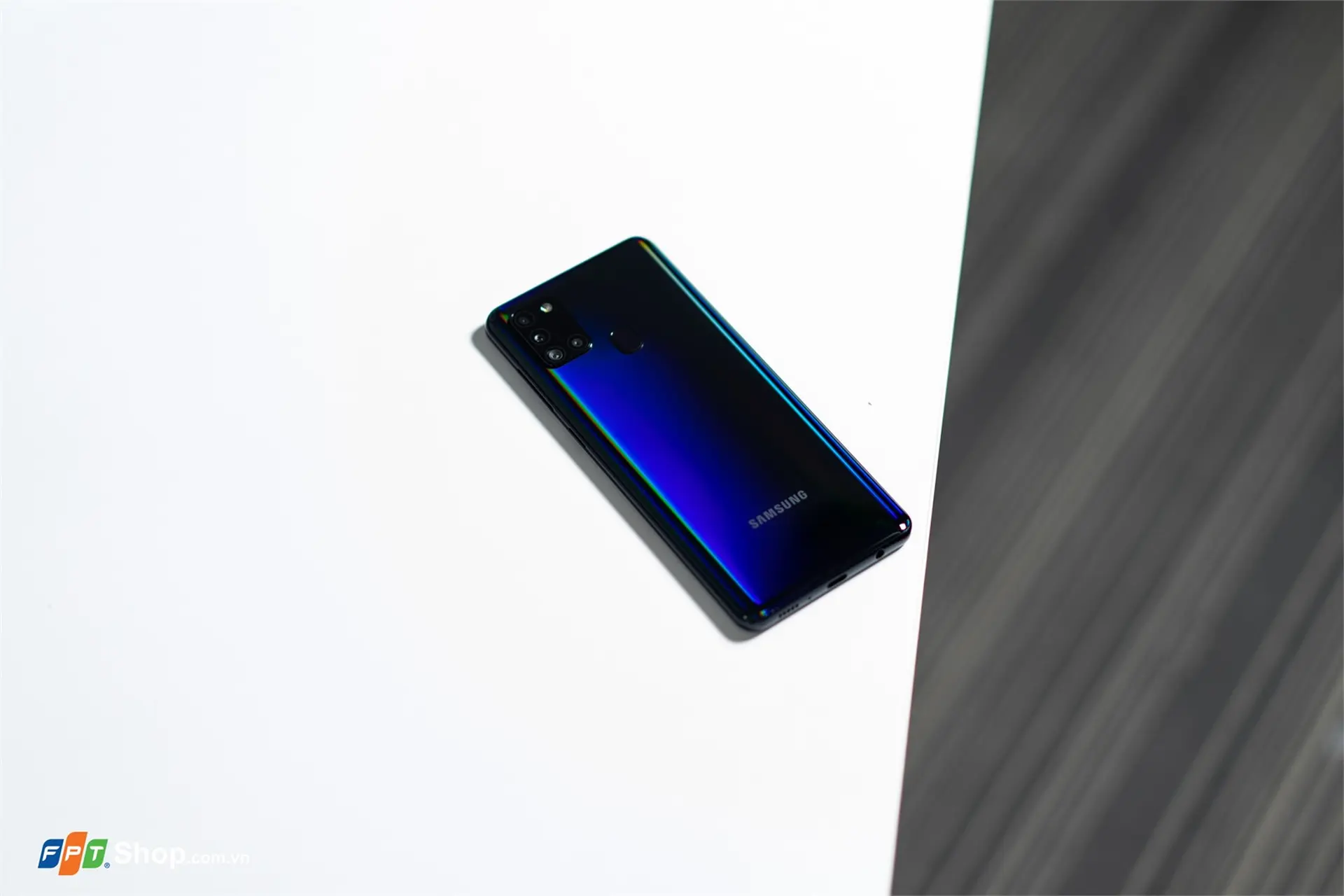 https://fptshop.com.vn/