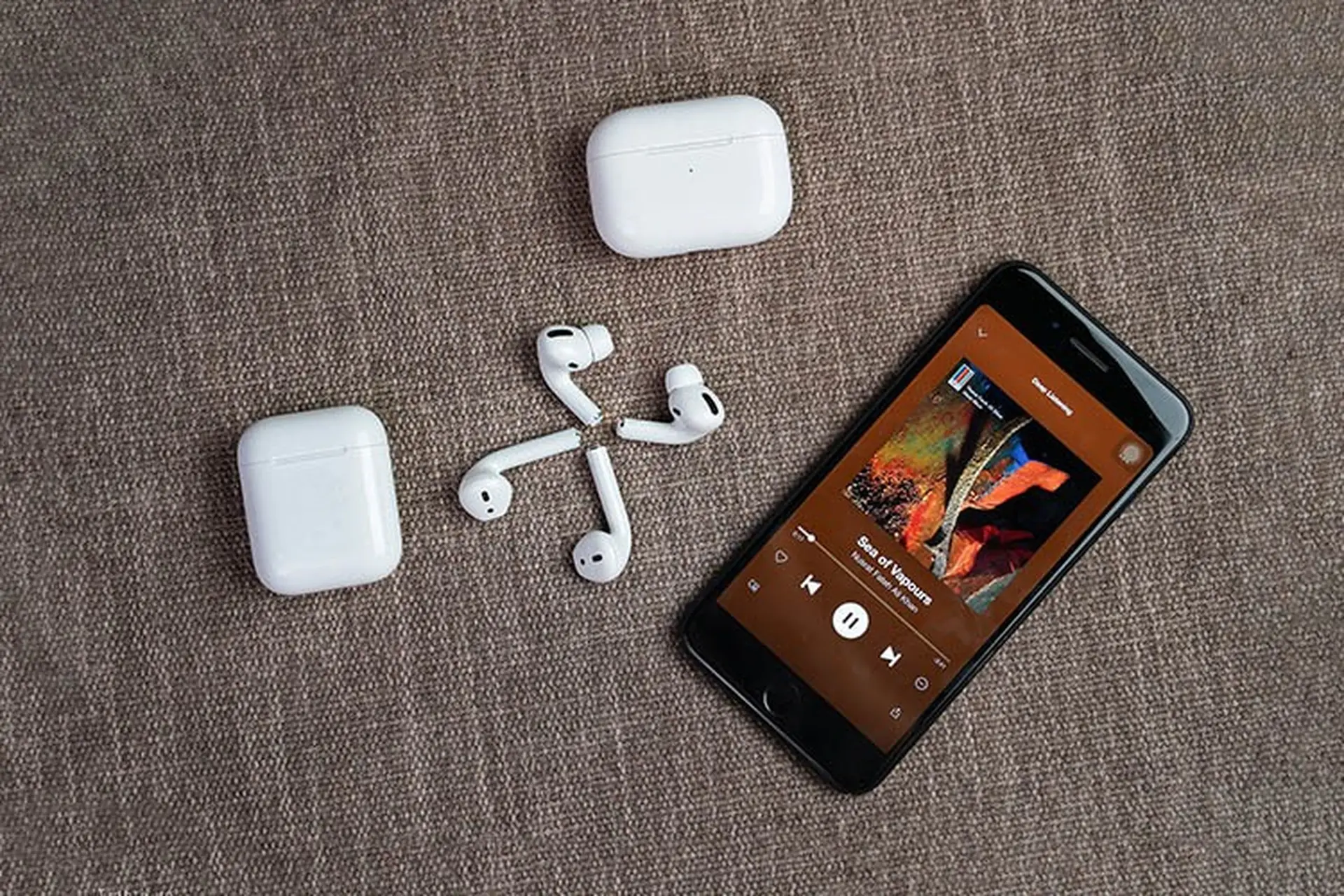 Doanh số AirPods tiếp tục tăng trong quý 1, Apple vô địch mảng thiết bị đeo thông minh