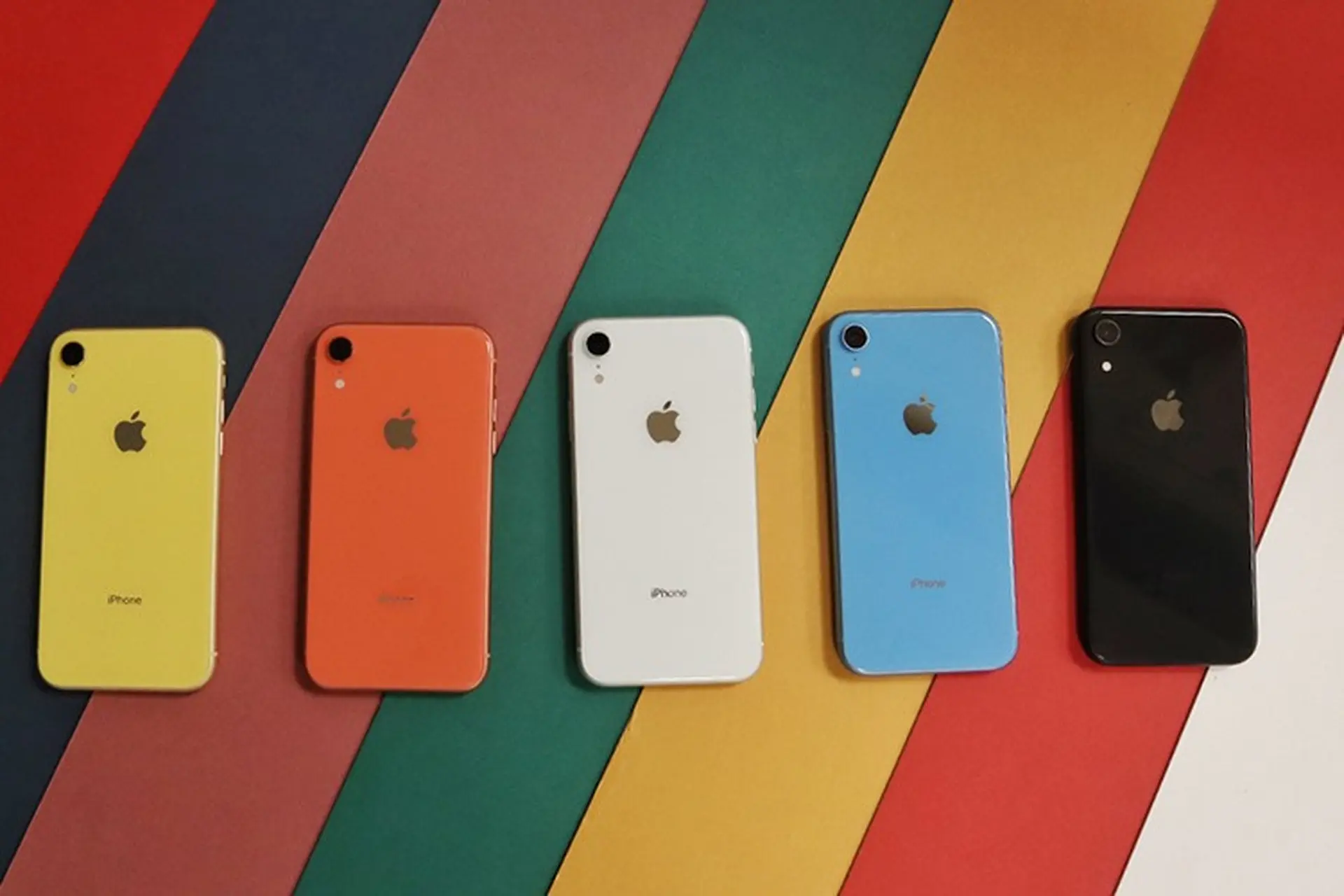 Apple bắt đầu bán iPhone XR Refurbished, giá giảm 16%