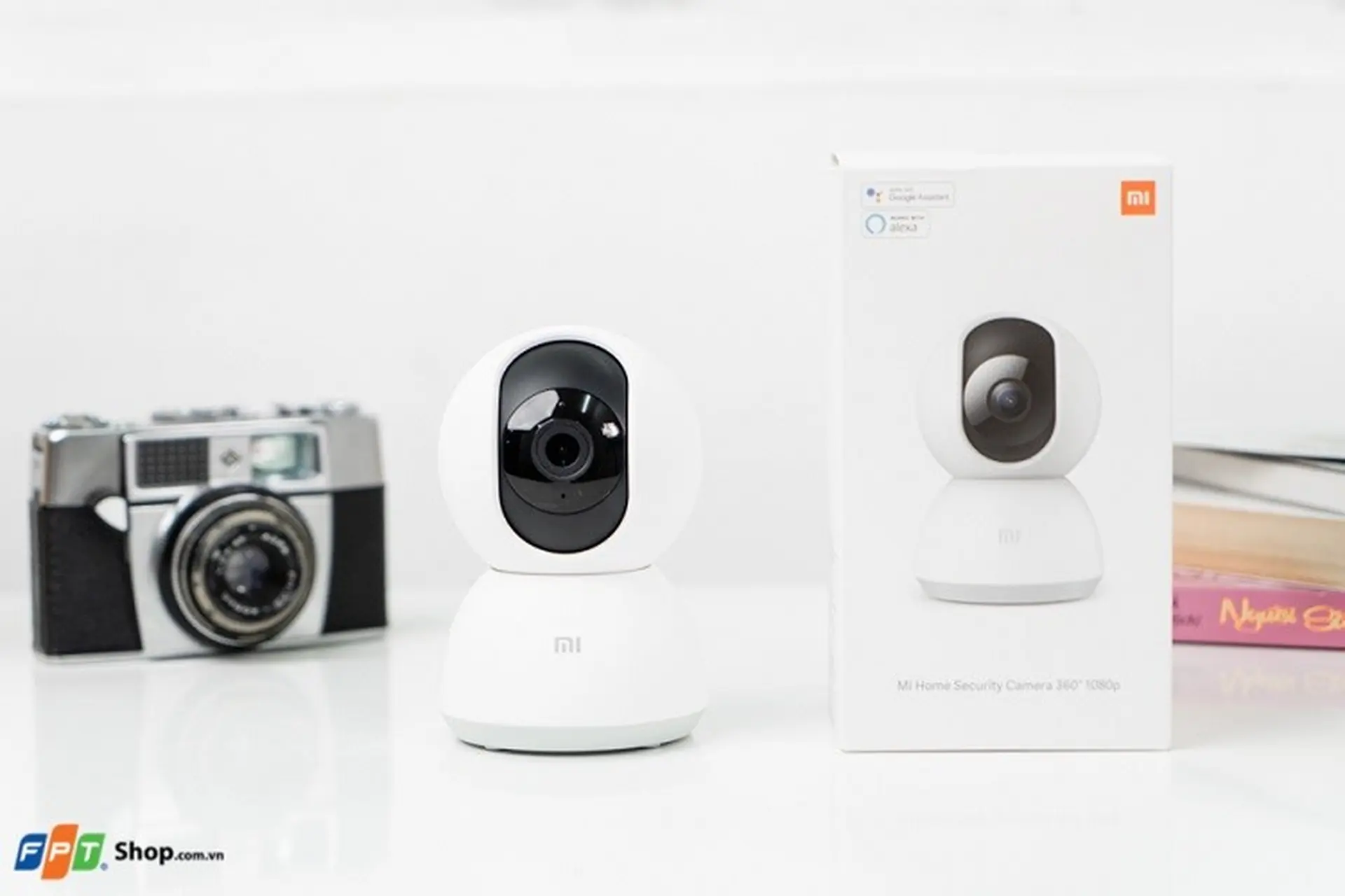Nếu cần mua một chiếc camera thông minh, hãy chọn Mi Home Security Camera 360 1080p