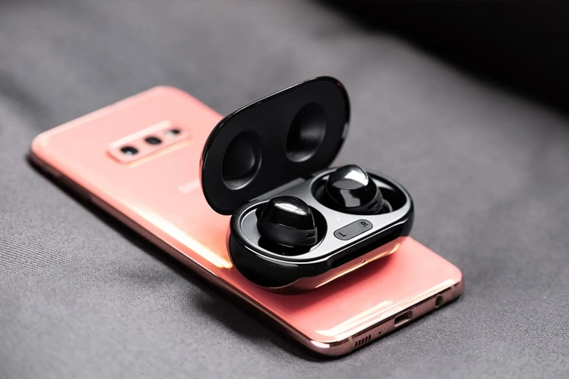 Samsung đang phát triển công nghệ cho phép smartphone sạc qua NFC