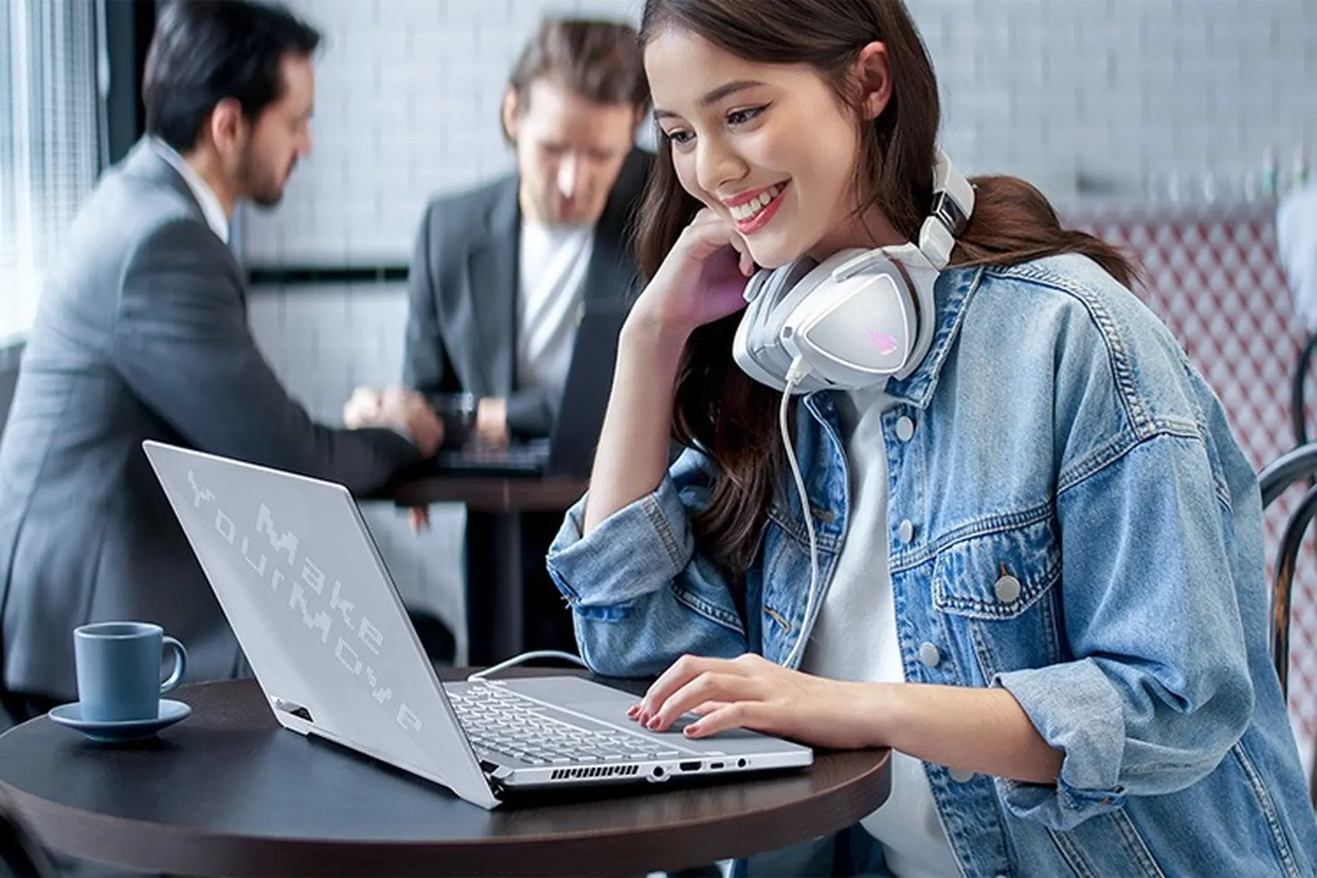 Asus Zephyrus GA401IU: Tuyệt tác laptop 14 inch cấu hình siêu mạnh