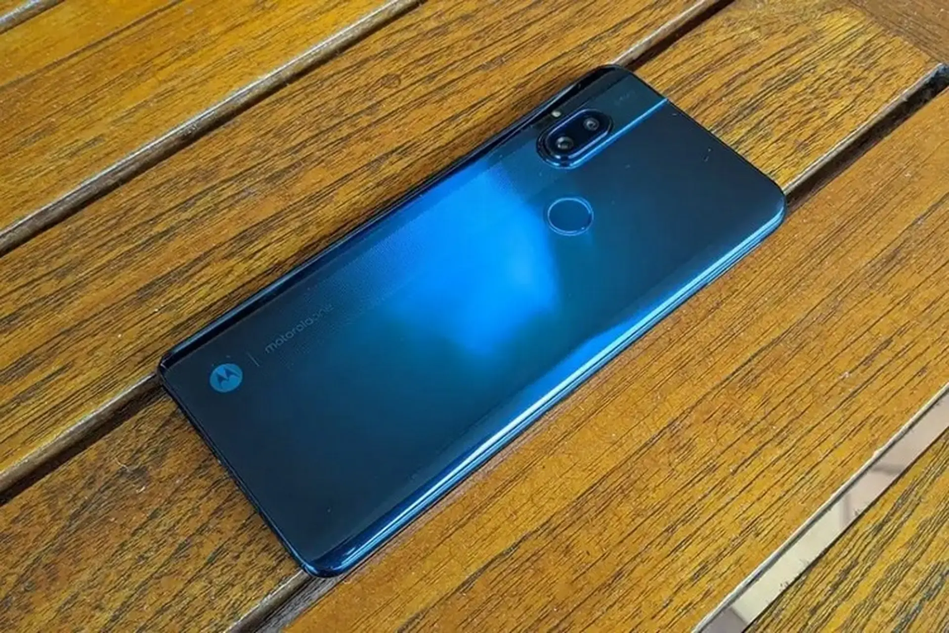 Rò rỉ giá bán và thông số kỹ thuật của Motorola One Fusion+ và One Fusion