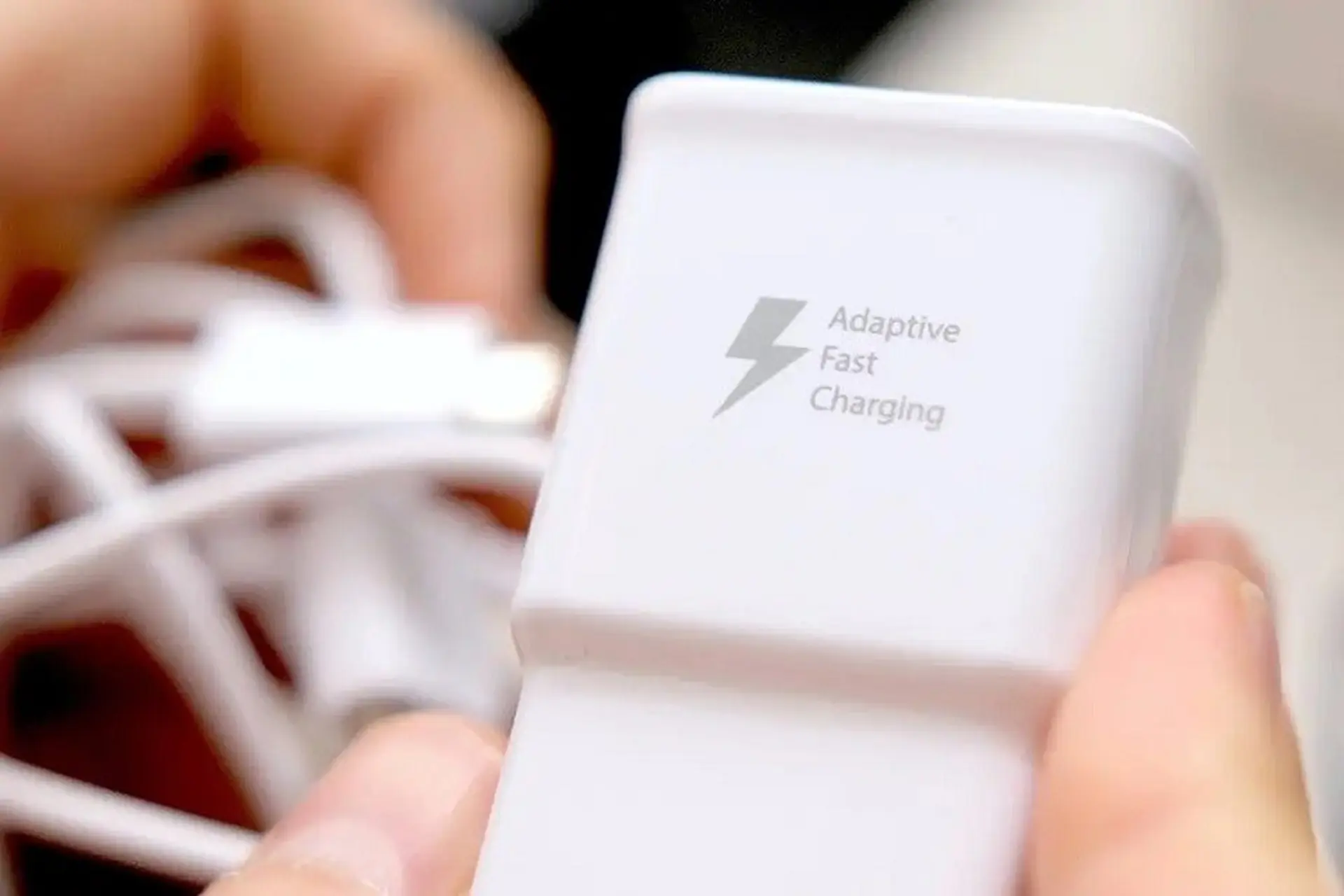 Xiaomi sẽ trình làng công nghệ sạc nhanh có dây 100W vào đầu tháng tới