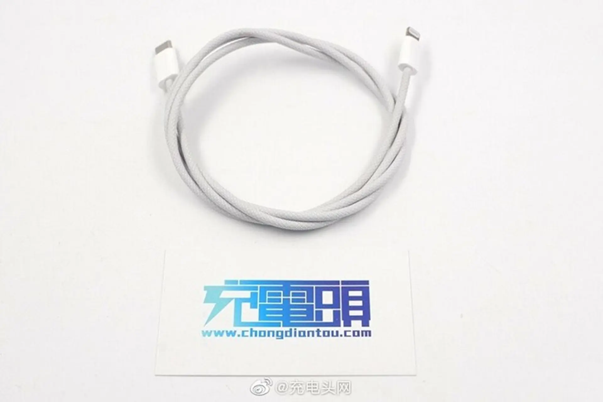 Rò rỉ: iPhone 12 có thể đi kèm với cáp USB-C to Lightning mới