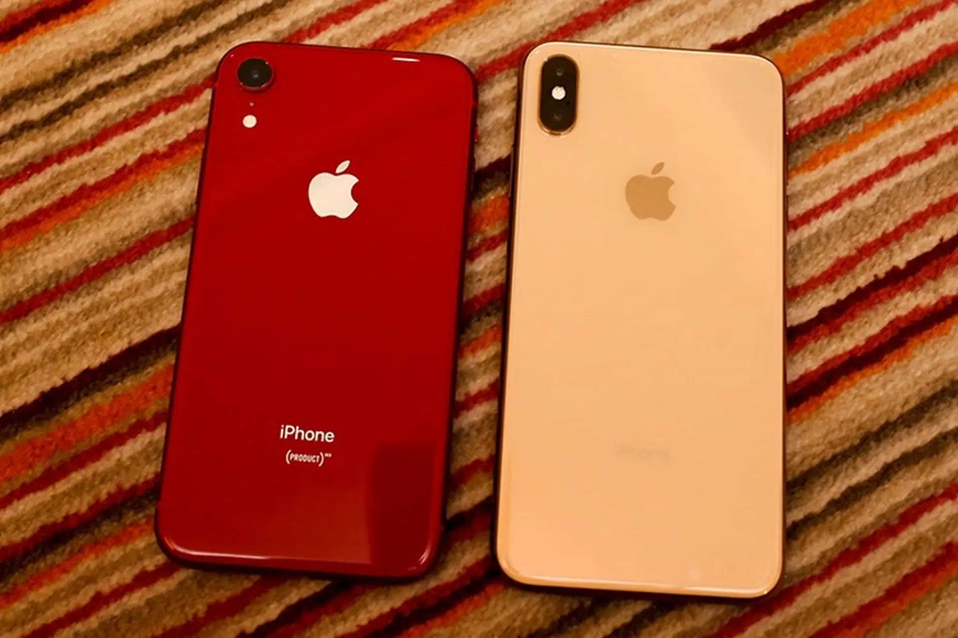 Giữa iPhone XR với iPhone XS: Lựa chọn nào đáng mua hơn khi không chênh nhau nhiều?