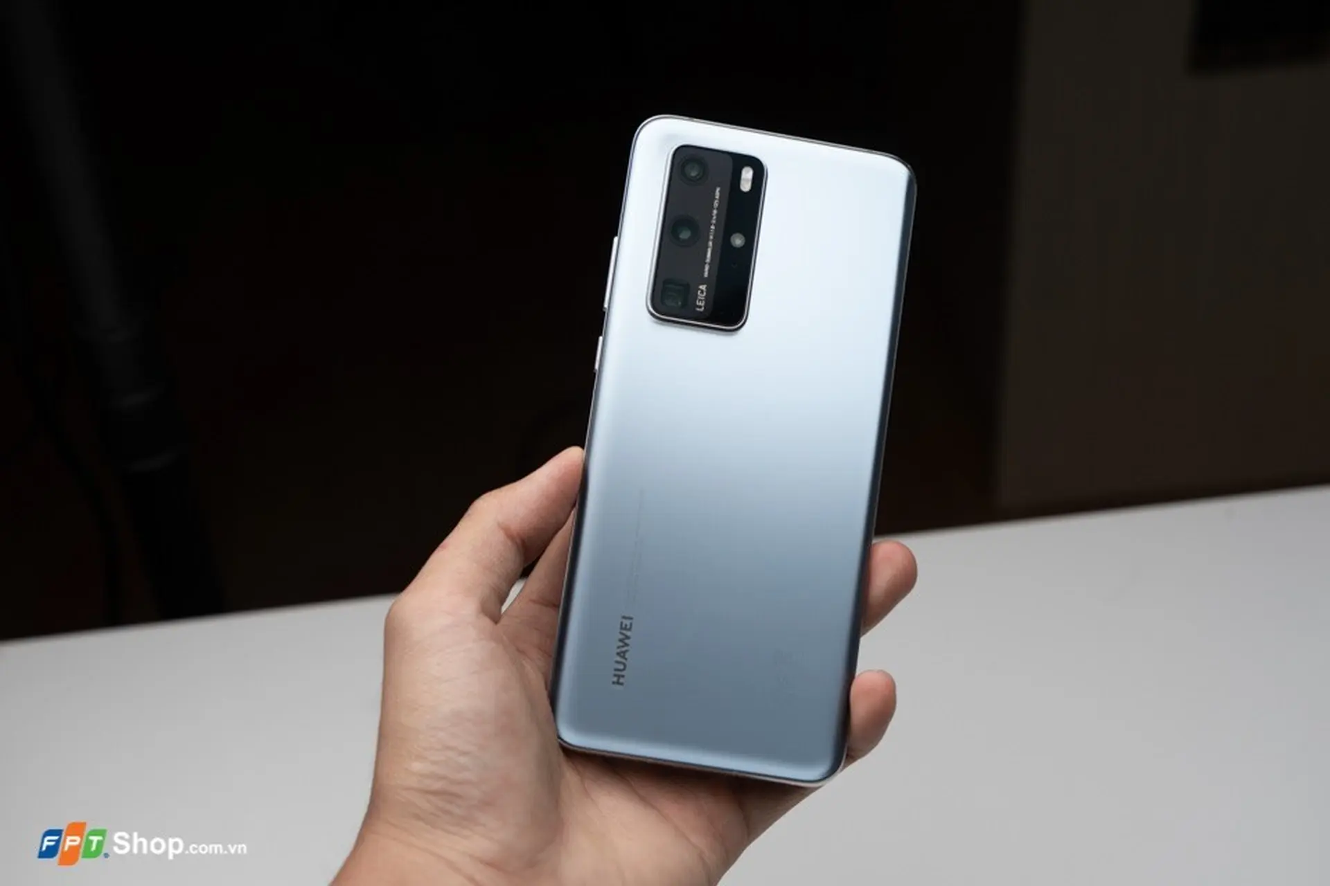 Đâu là smartphone Android pin "trâu" nhất thế giới hiện nay?