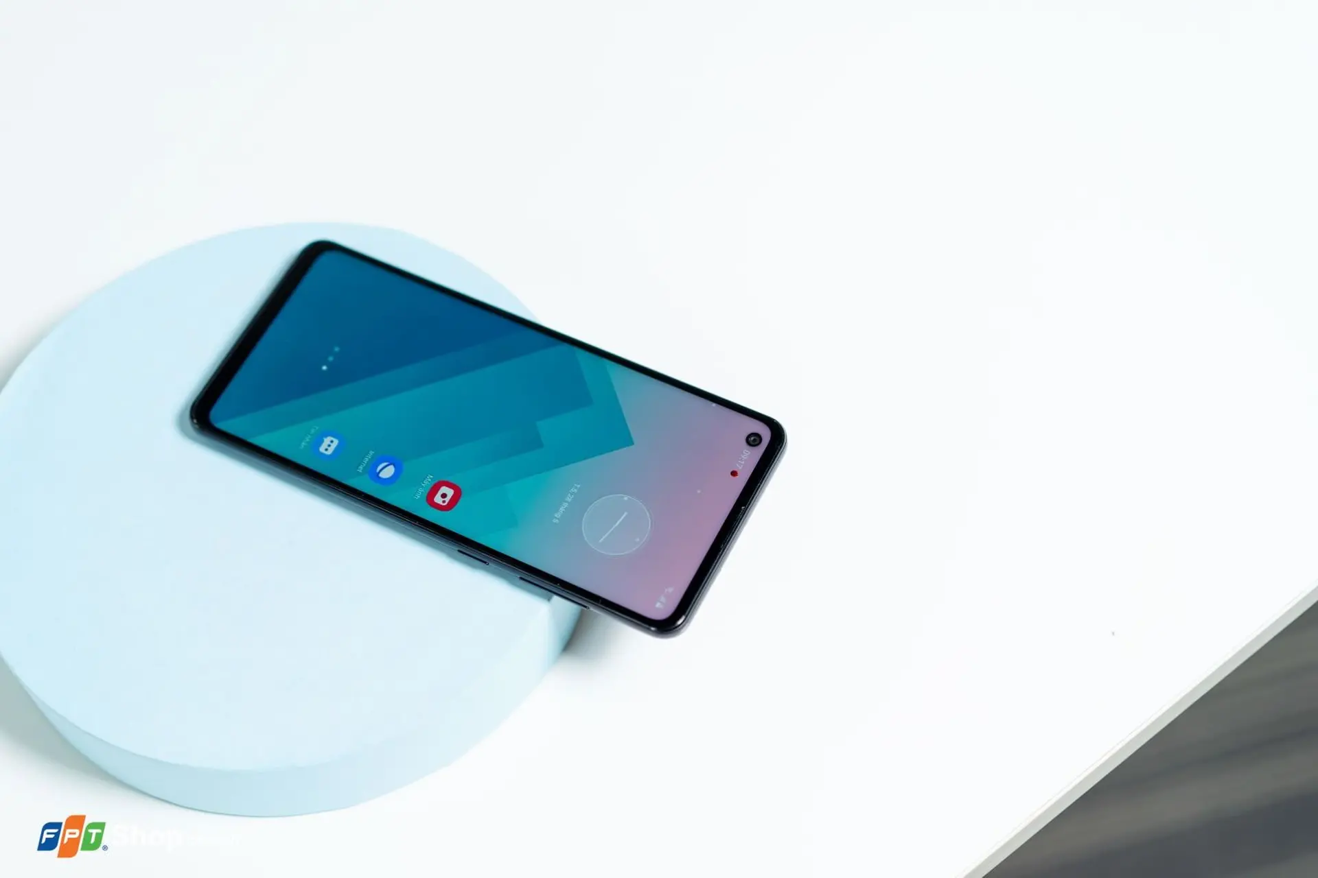 Bộ ba smartphone hàng hiệu ‘ngon, bổ, rẻ’ cho mọi nhà