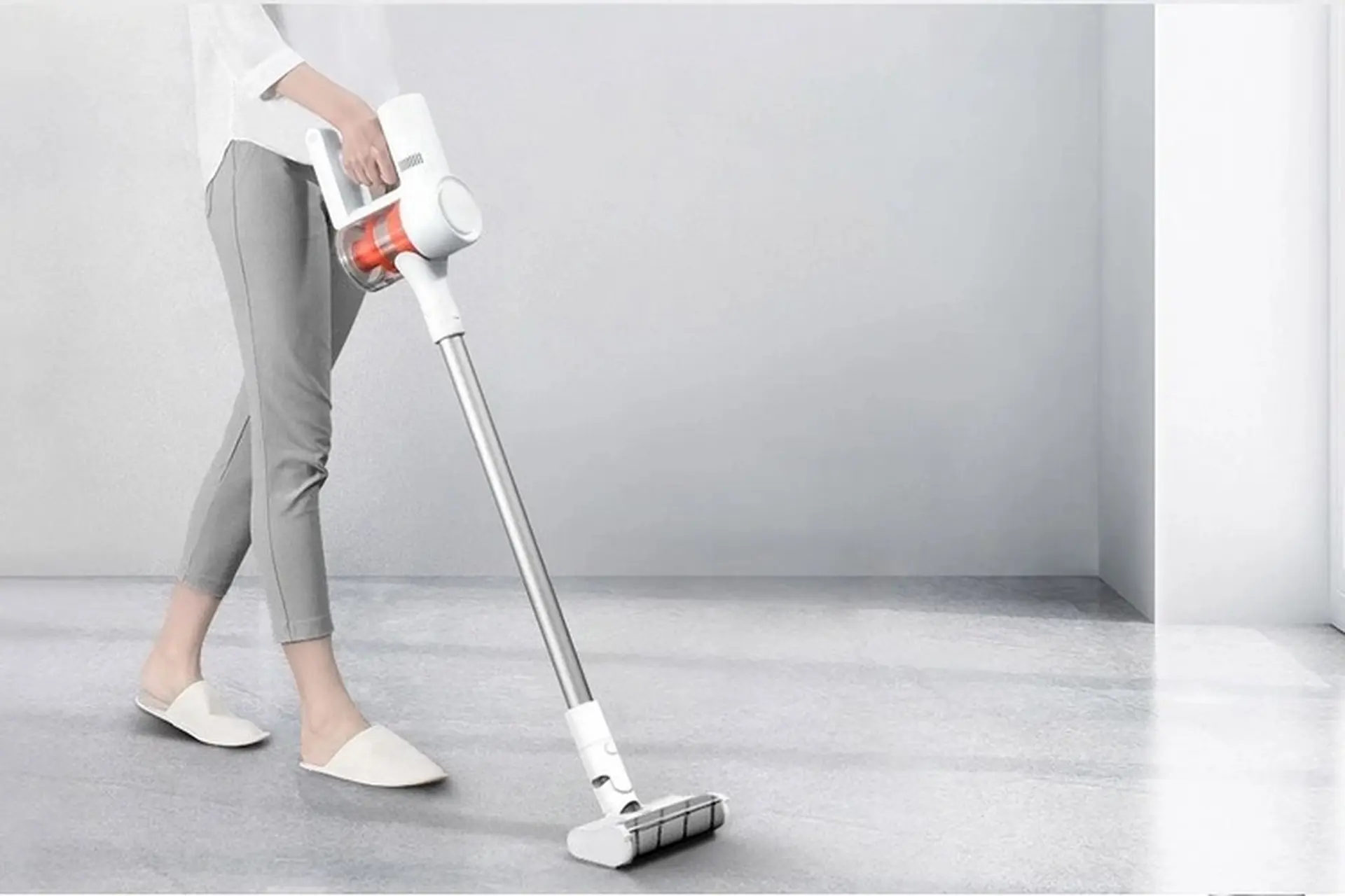 Dọn dẹp nhà nhanh chóng cùng máy hút bụi cầm tay Mi Cleaner 1C