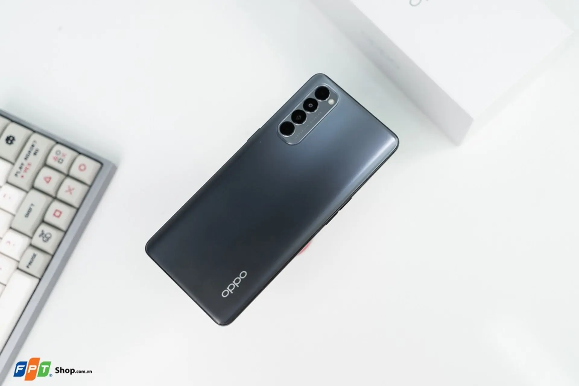 https://fptshop.com.vn/