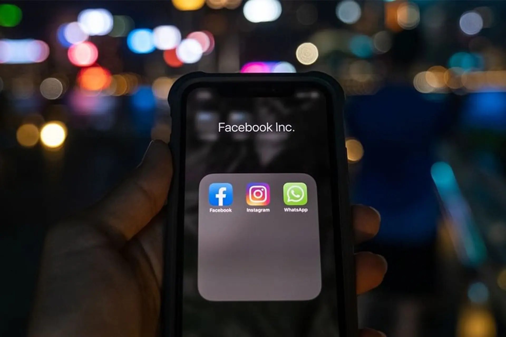 Facebook sẽ gộp tính năng trò chuyện trên Messenger và Instagram 