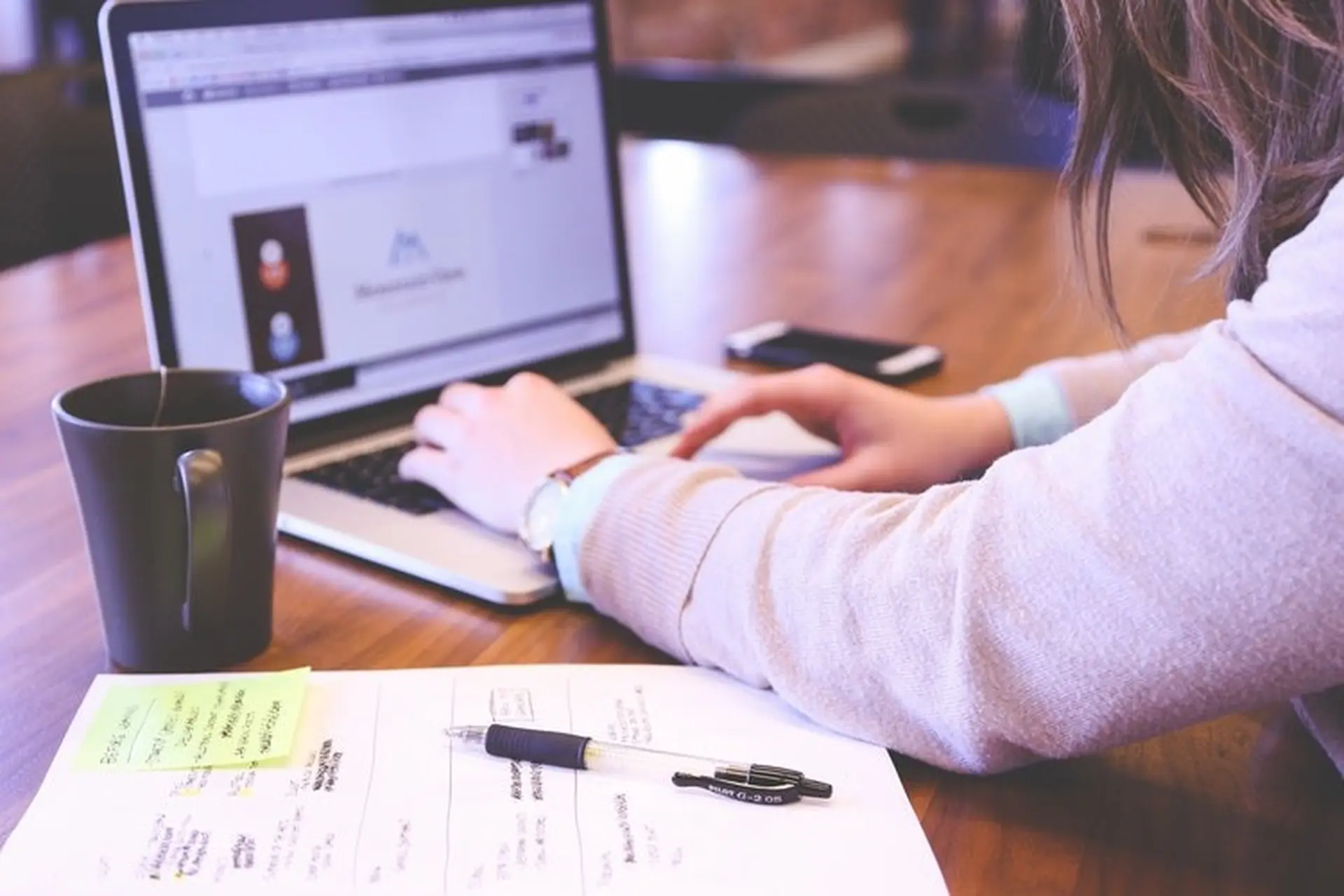 Sử dụng đọc chính tả để nhập văn bản trong Keynote