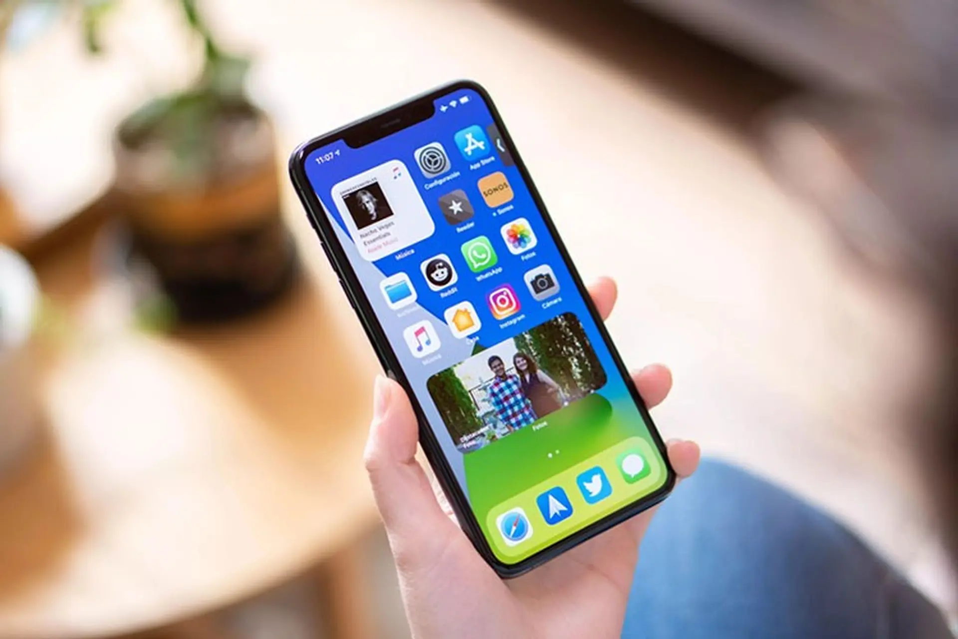 Đừng nên cài đặt iOS 14 Beta trên iPhone vì 4 lý do này