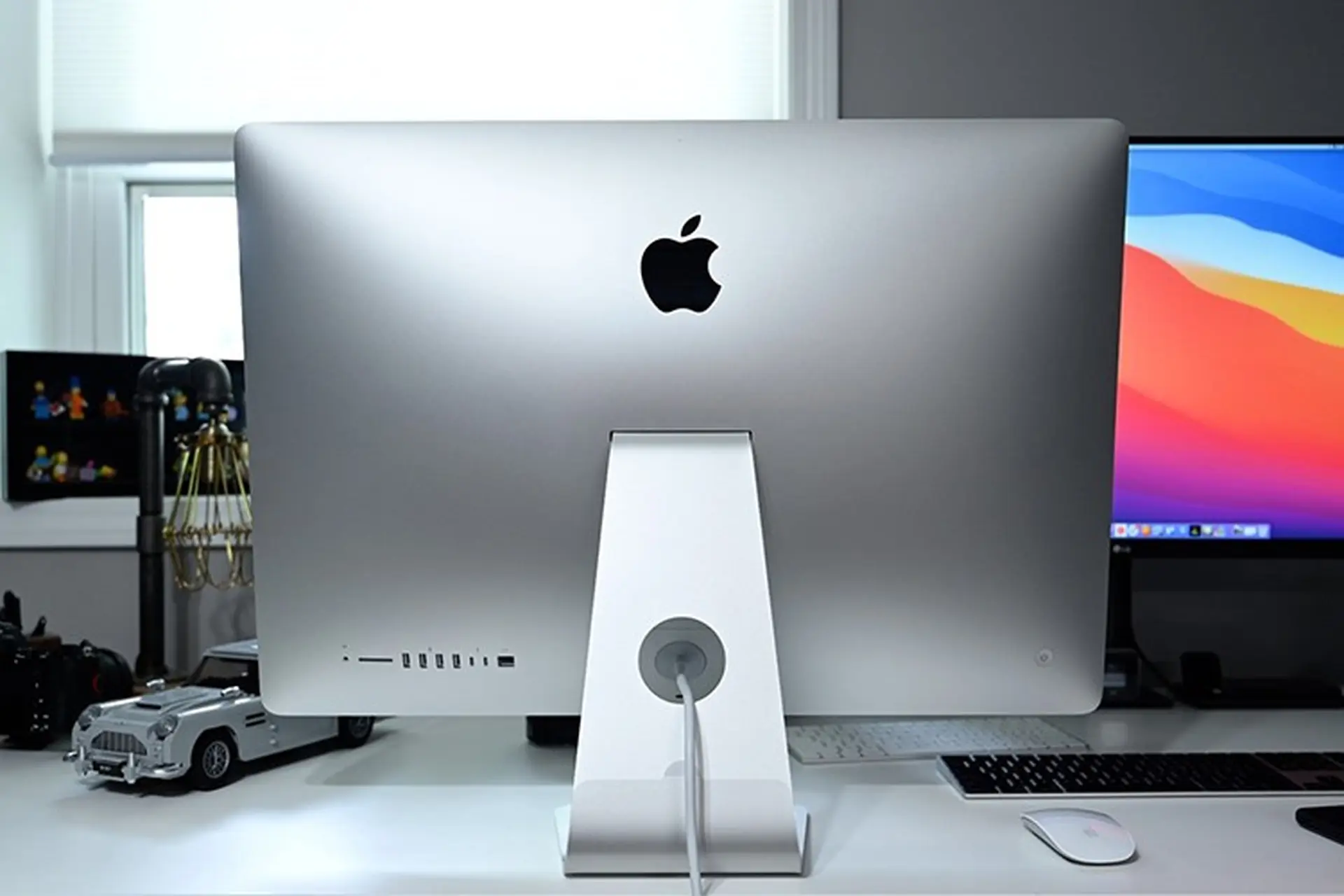 Bên trong iMac 27 inch 2020: Ít thay đổi, vẫn dễ nâng cấp RAM