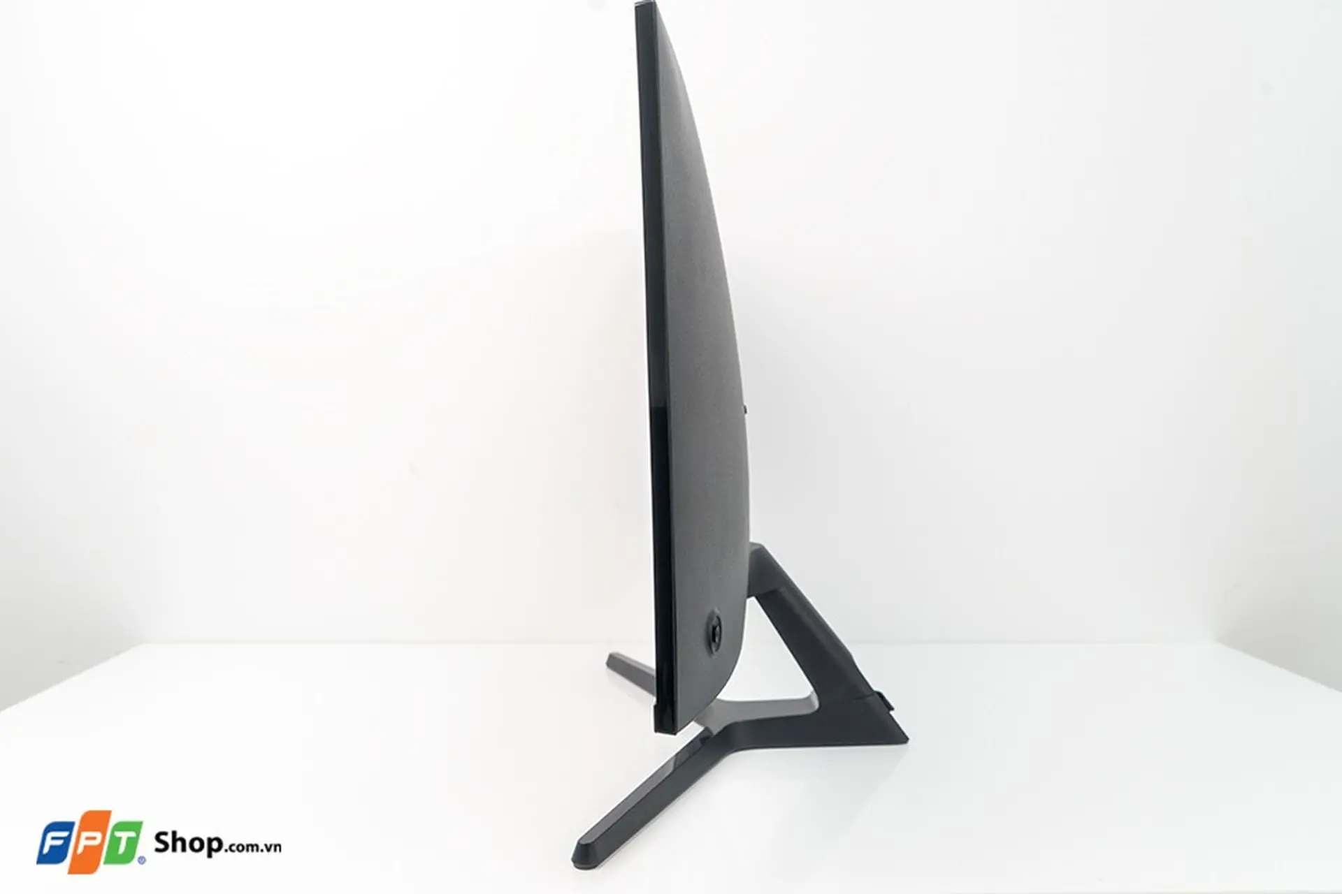 https://fptshop.com.vn/