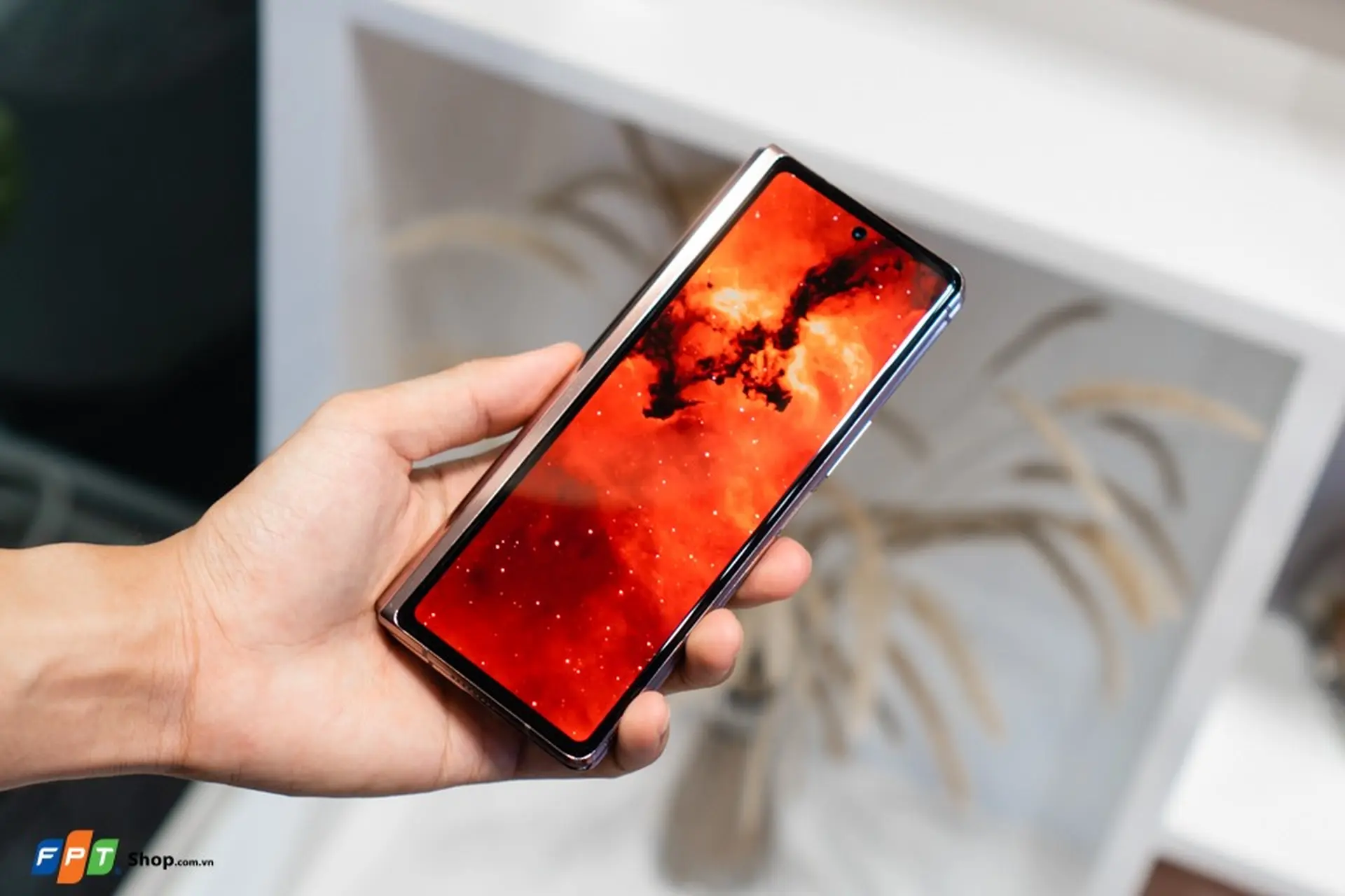 Samsung Galaxy Z Fold 2 đạt kỷ lục 80.000 đơn đặt hàng trước tại thị trường Hàn Quốc