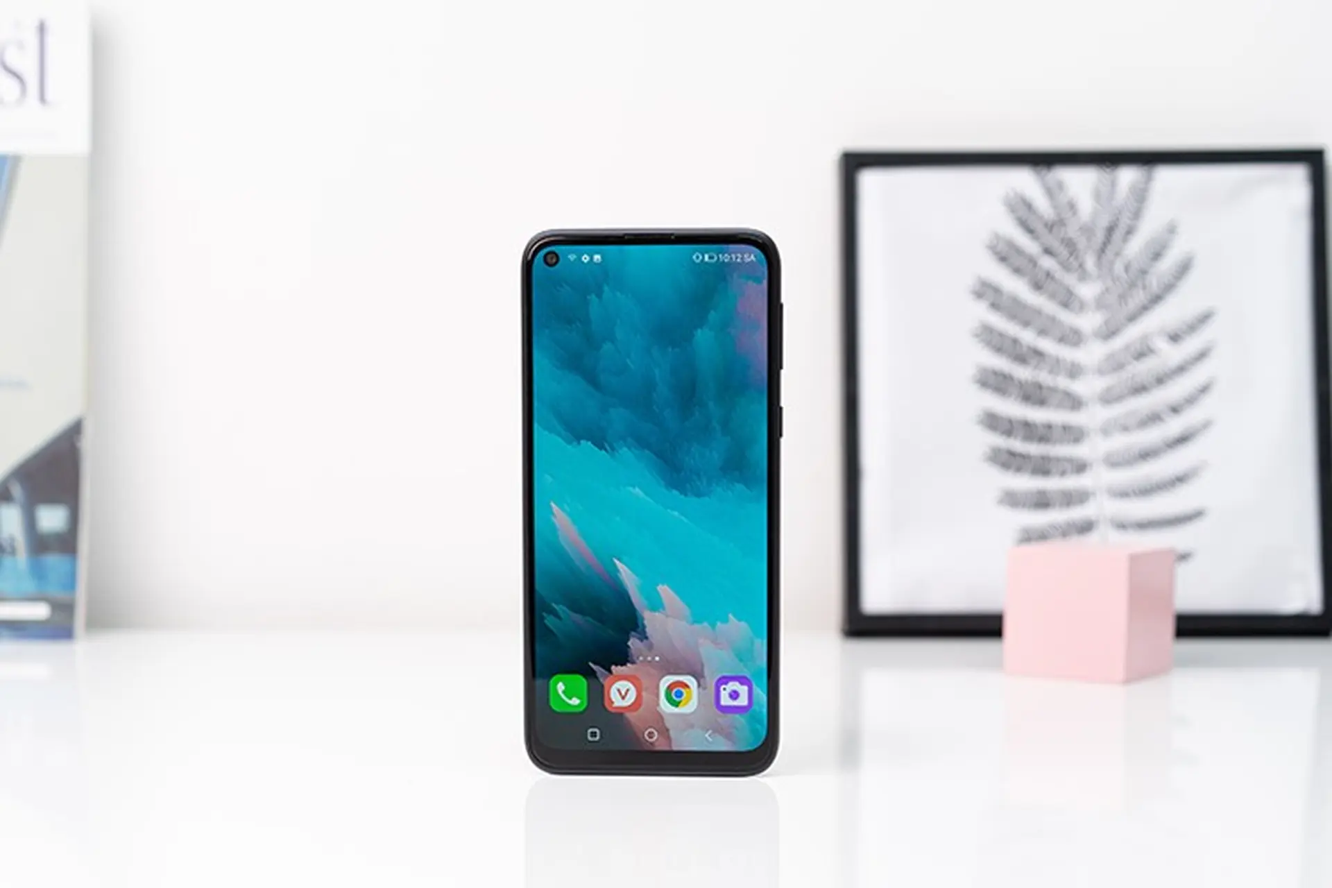 Trên tay đánh giá nhanh Vsmart Joy 4: Cấu hình mạnh, màn hình “đục lỗ”, giá chỉ hơn 3 triệu