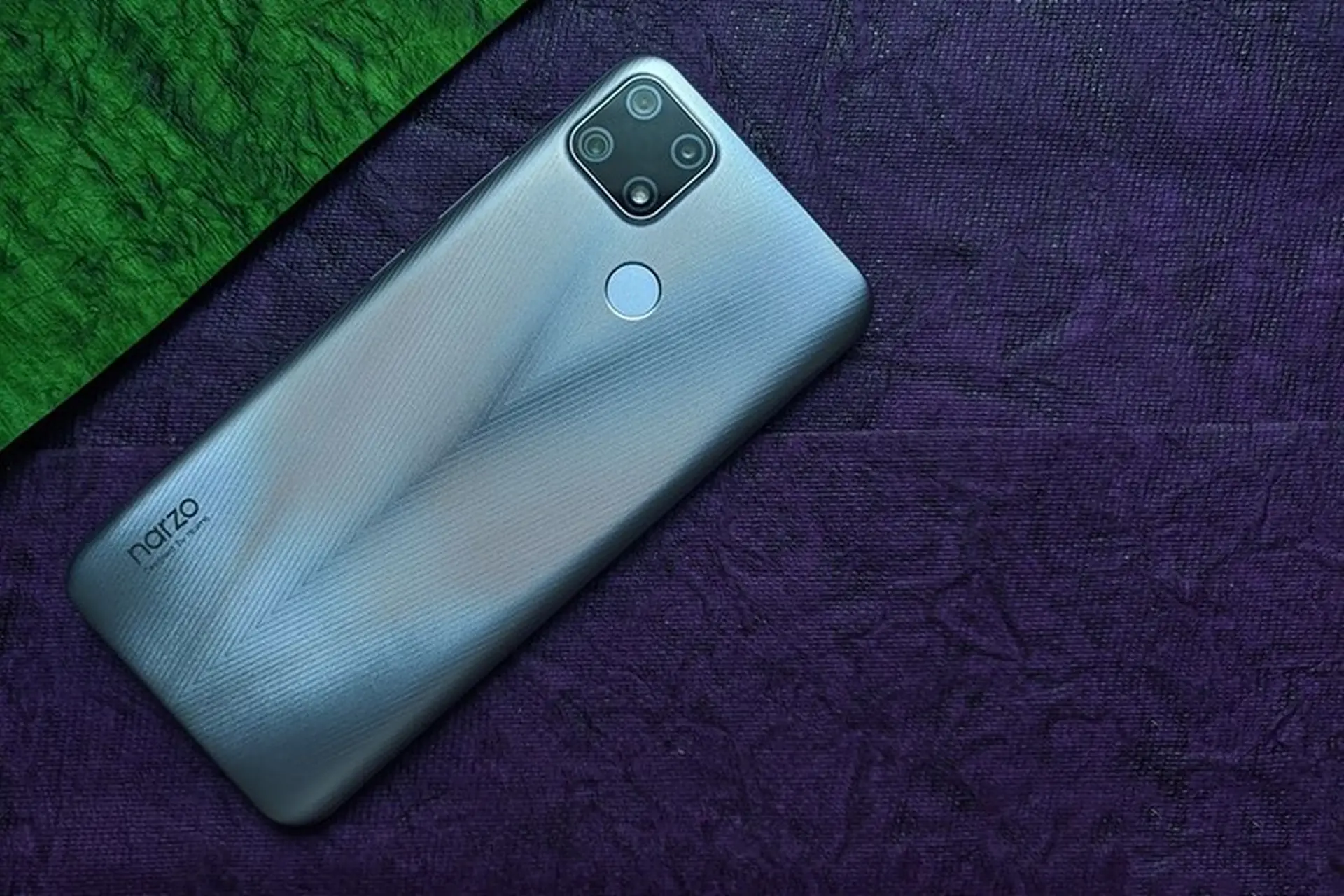 Trên tay Realme Narzo 20: Chip Helio G85, 3 camera 48MP, pin 6.000 mAh và giá từ 3,3 triệu đồng