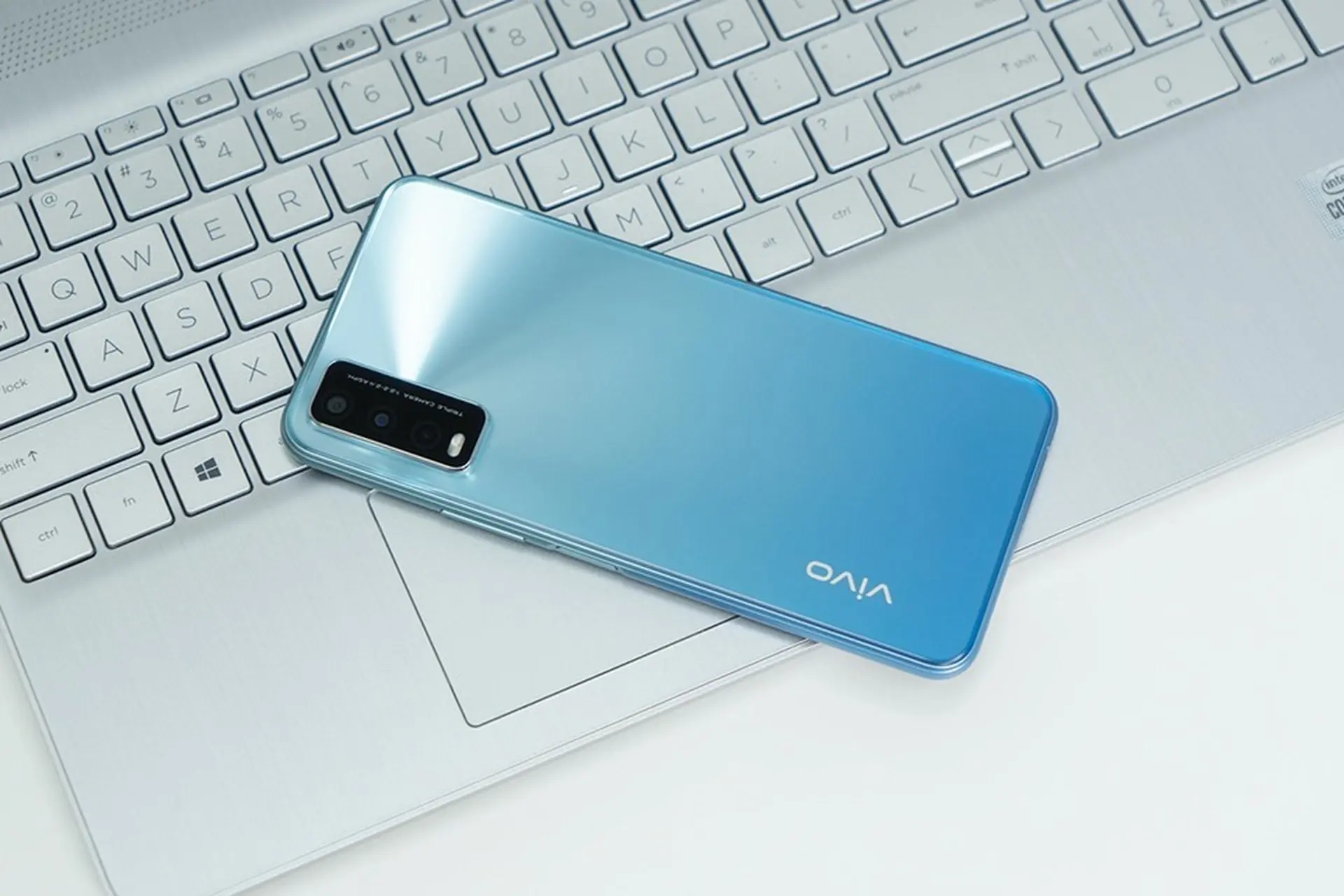 Trên tay đánh giá nhanh Vivo Y20s