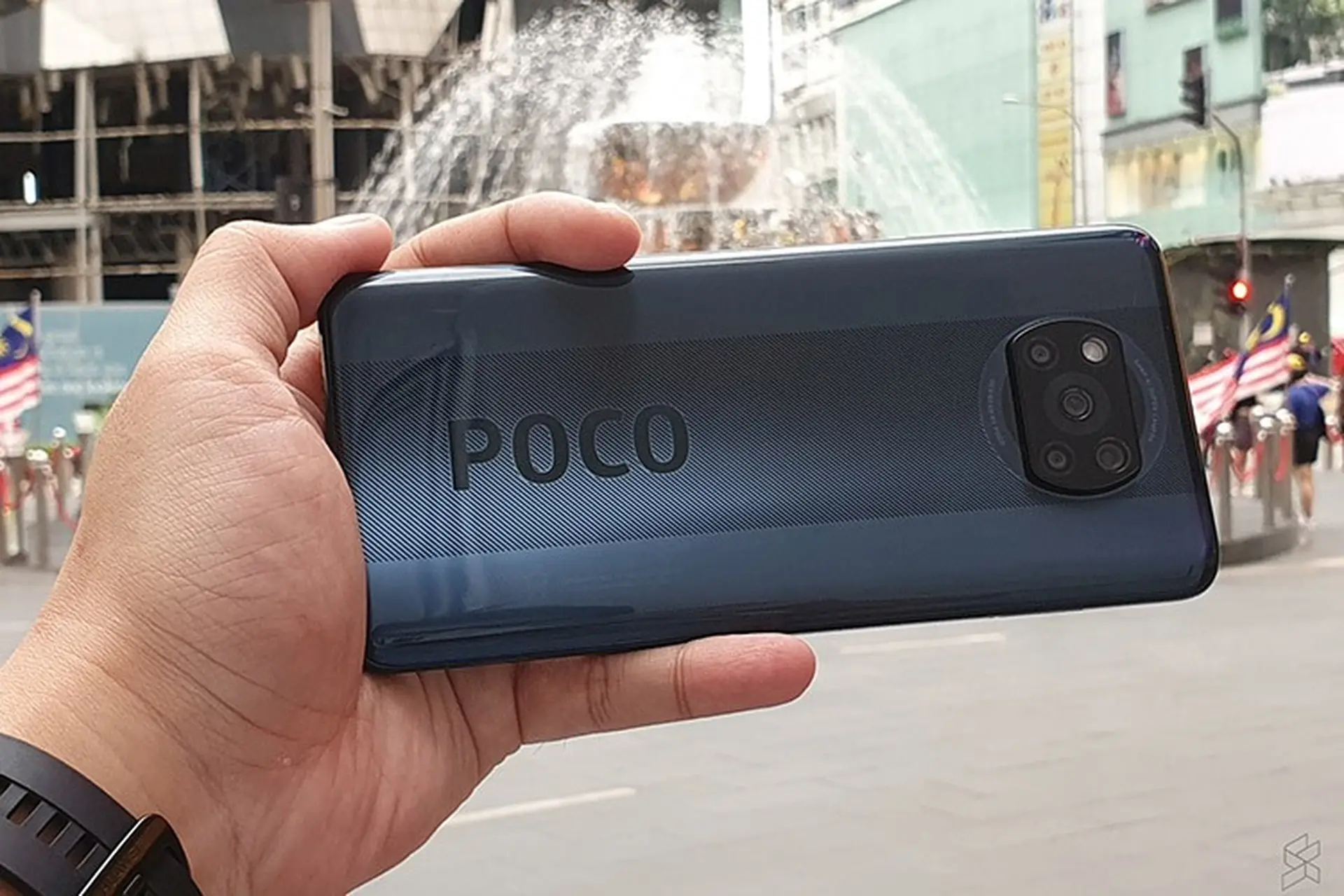 Có gì thú vị trên chiếc smartphone Xiaomi POCO X3 NFC mới ra mắt?