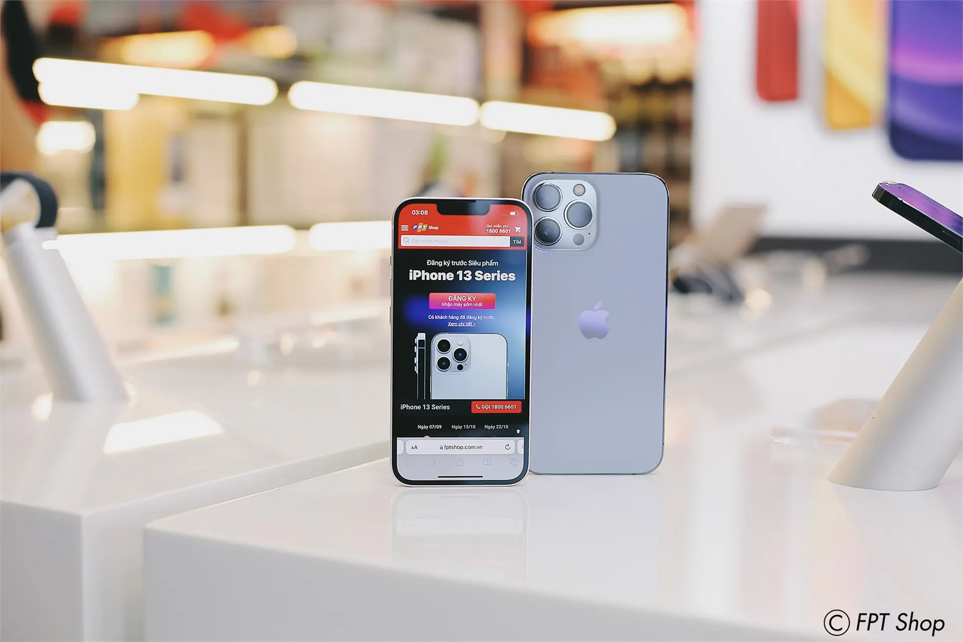 Giảm ngay 500.000 đồng cho khách hàng mua điện thoại iPhone thanh toán qua VNPAY-QR tại FPT Shop