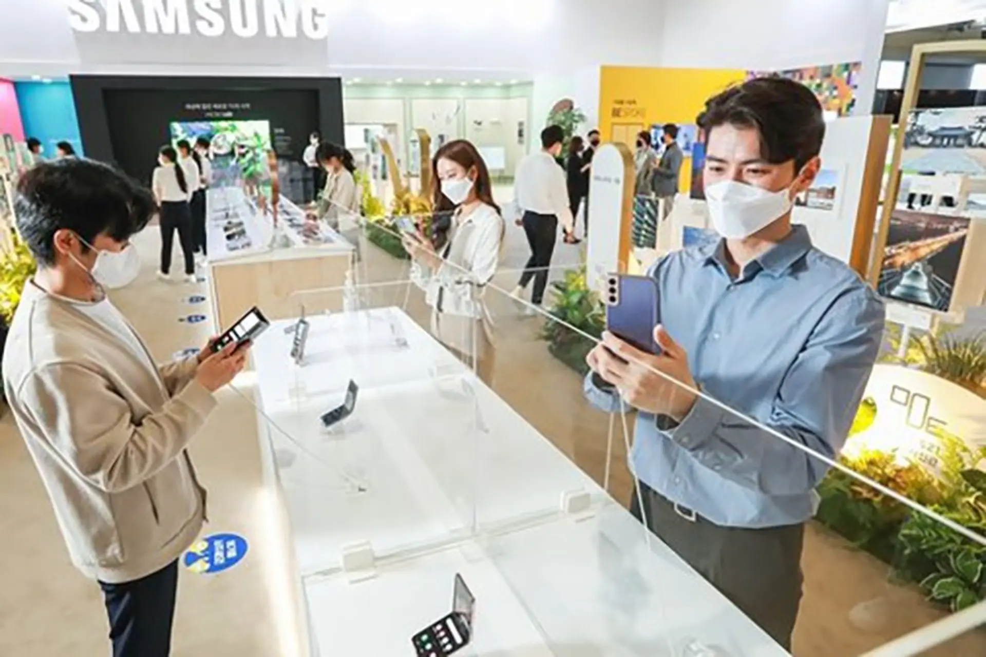 Rò rỉ thời điểm Samsung sẽ cho phép đặt hàng dòng Galaxy S22
