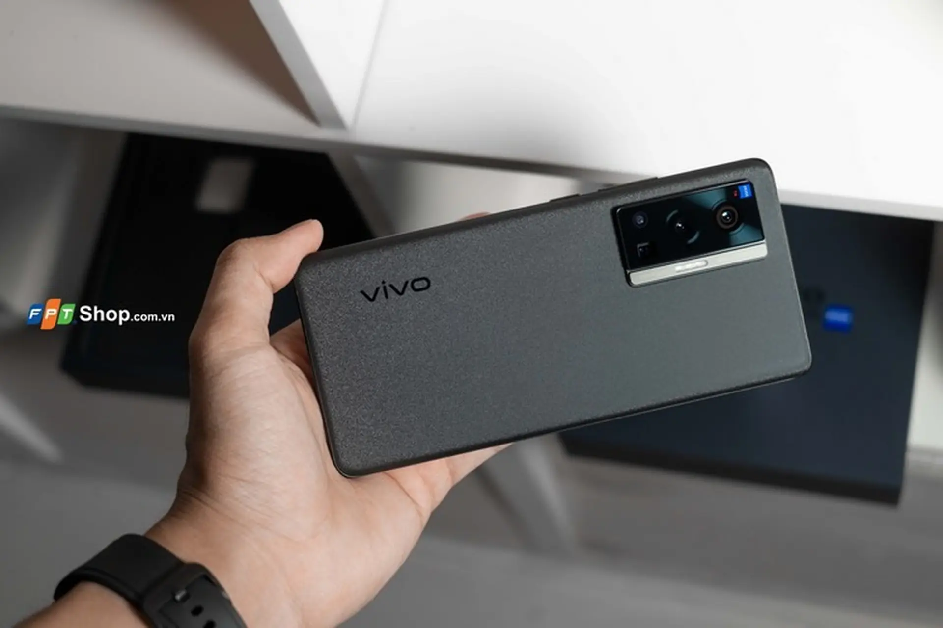 Không nên bỏ qua vivo X70 Pro nhờ 5 điểm nhấn sáng giá này