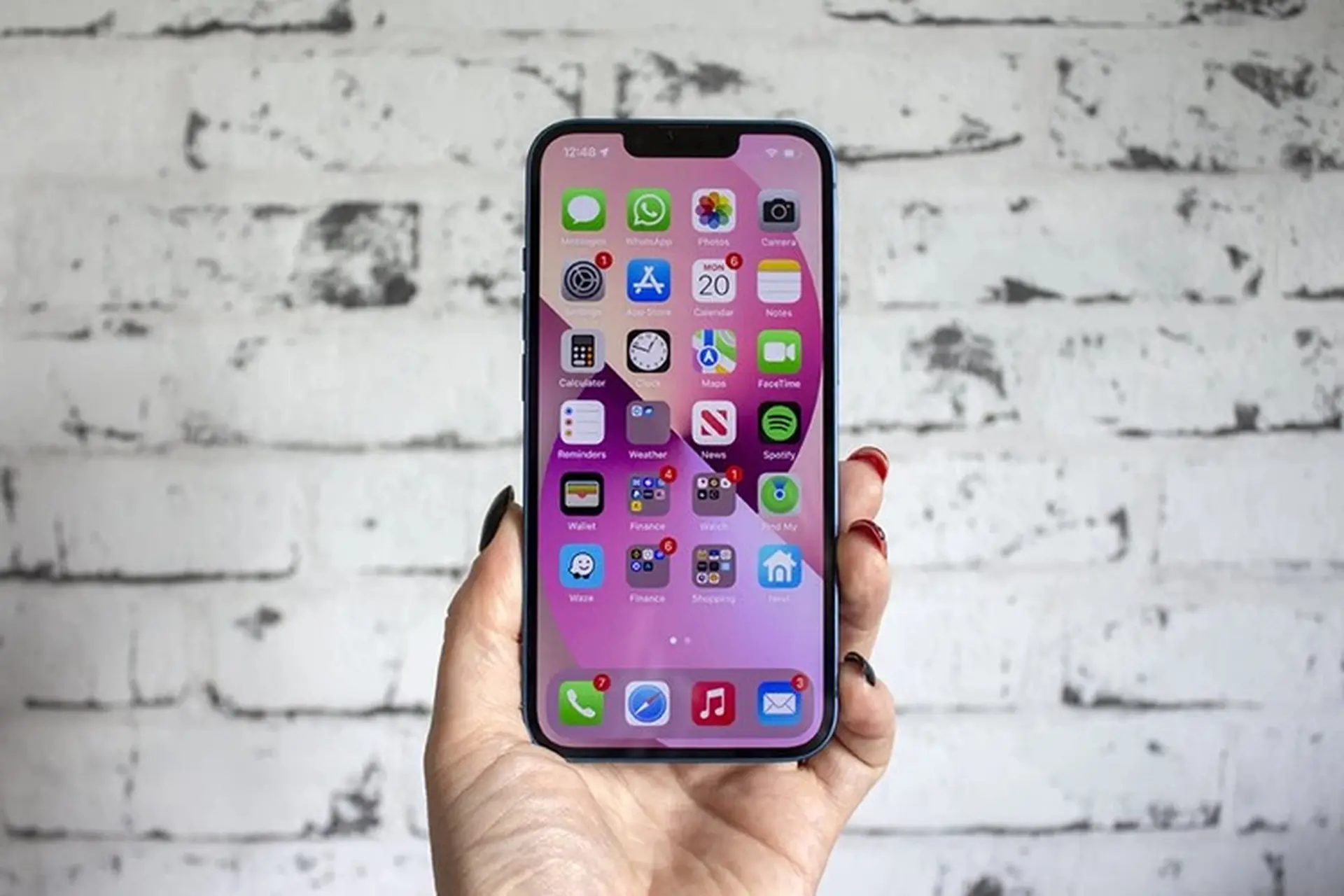 Những lý do bạn nên mua iPhone 13 series ngay và luôn