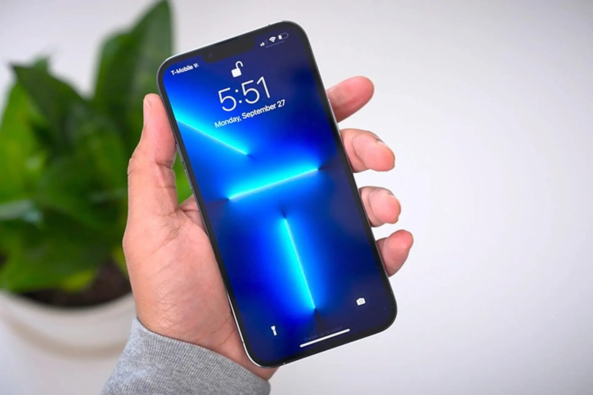 iOS 15.2 sẽ bỏ cơ chế “tự hủy” Face ID của iPhone 13 khi thay màn hình không chính hãng