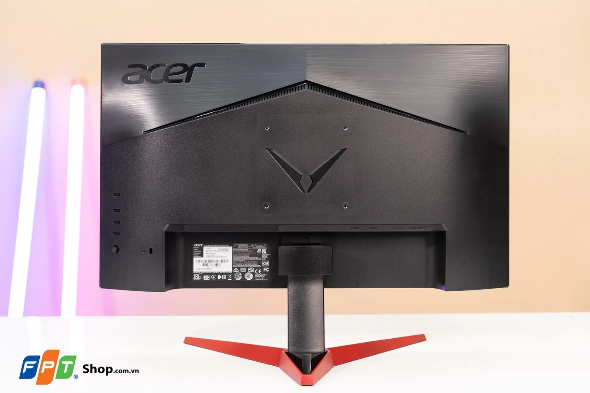 https://fptshop.com.vn/