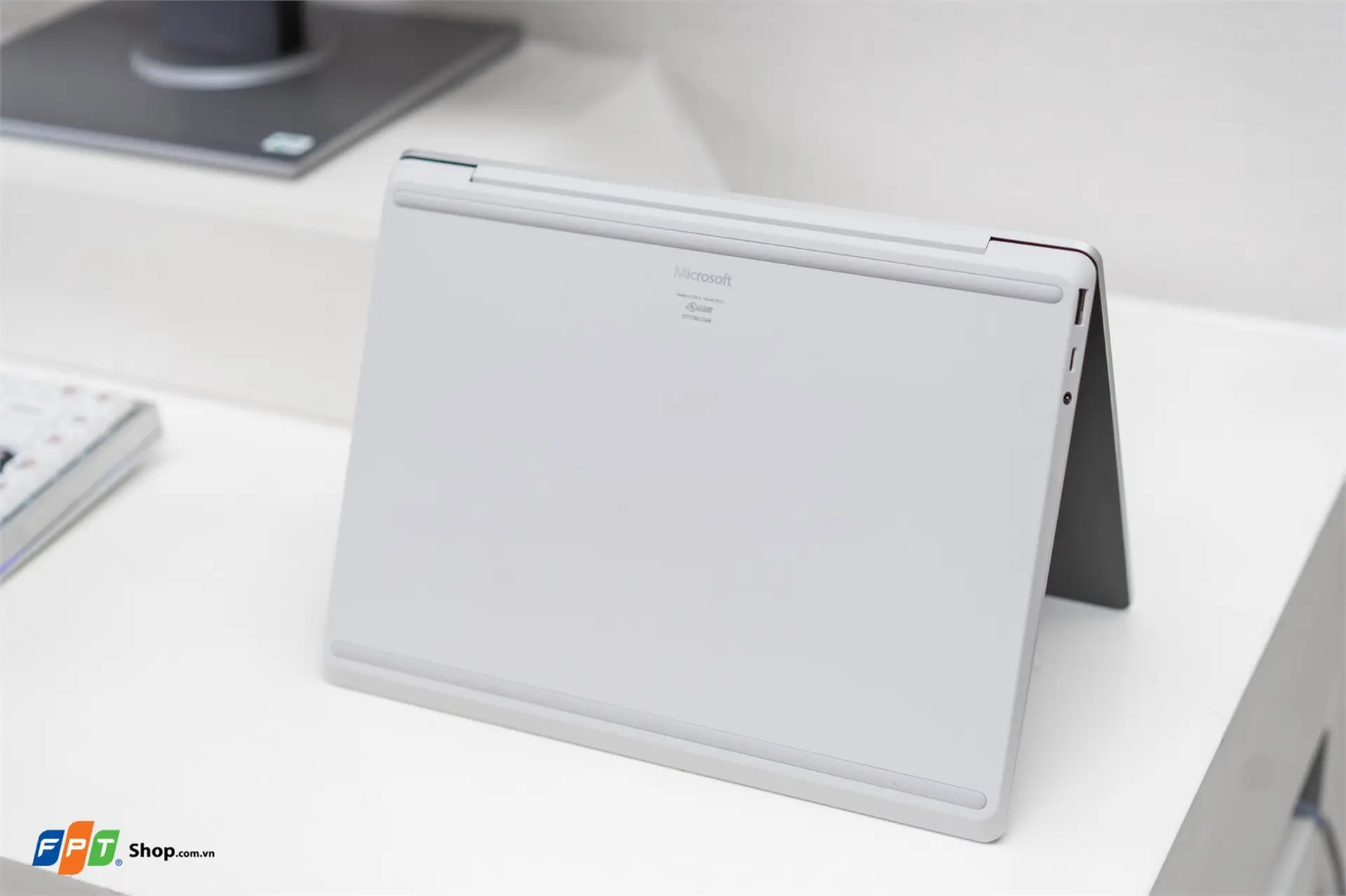 https://fptshop.com.vn/