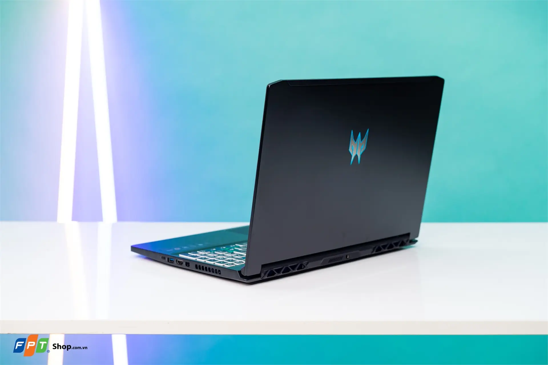 https://fptshop.com.vn/