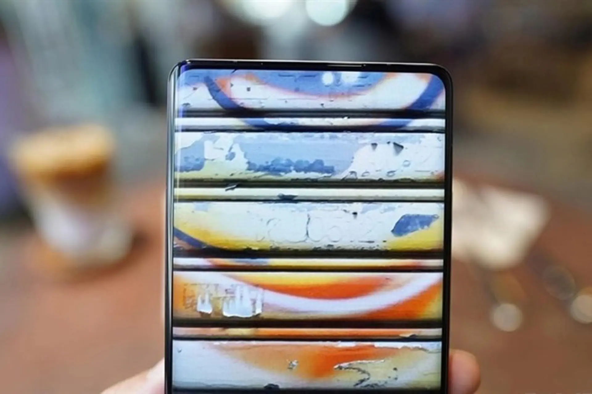 Realme GT 2 Pro lộ ảnh thực tế, xác nhận có bộ nhớ trong 1TB