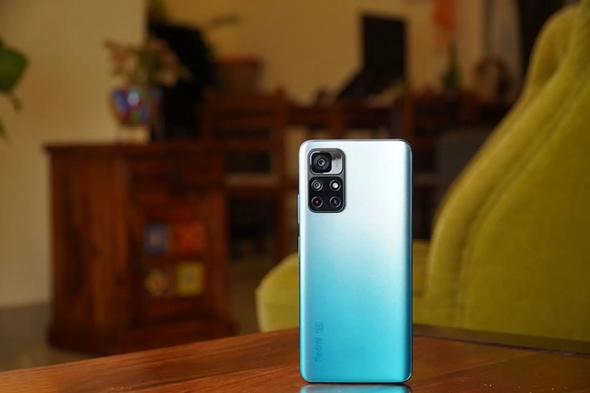 Trên tay Xiaomi Redmi Note 11T: Mang 5G đến cho mọi người