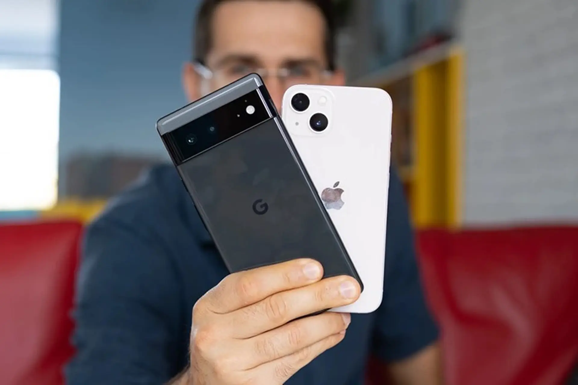 Apple iPhone 13 giữ giá tốt hơn gấp đôi so với Google Pixel 6