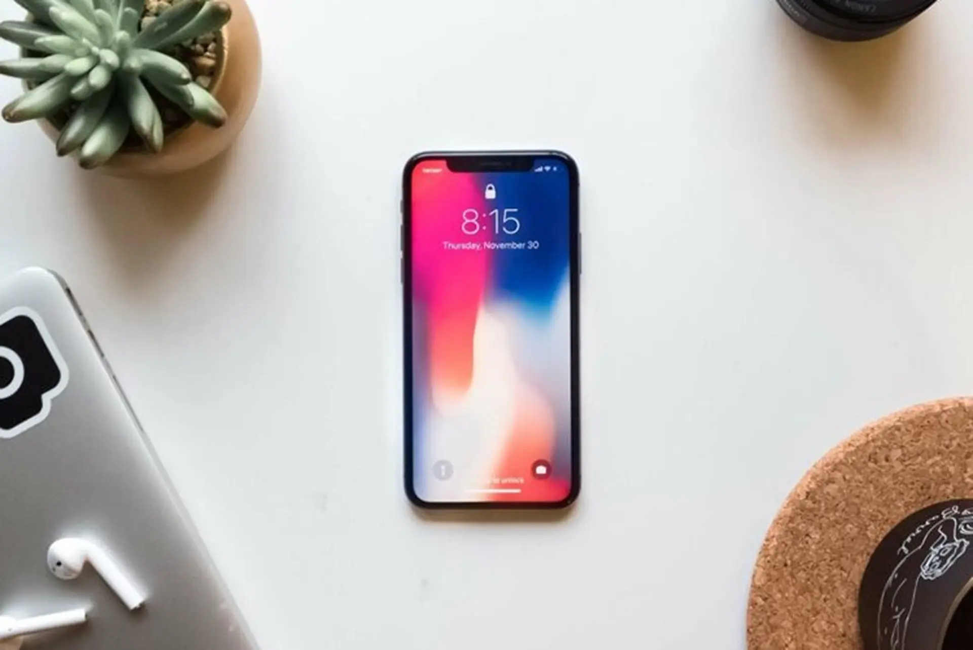 iOS 15.2 cho phép người dùng reset iPhone mà không cần kết nối với máy tính
