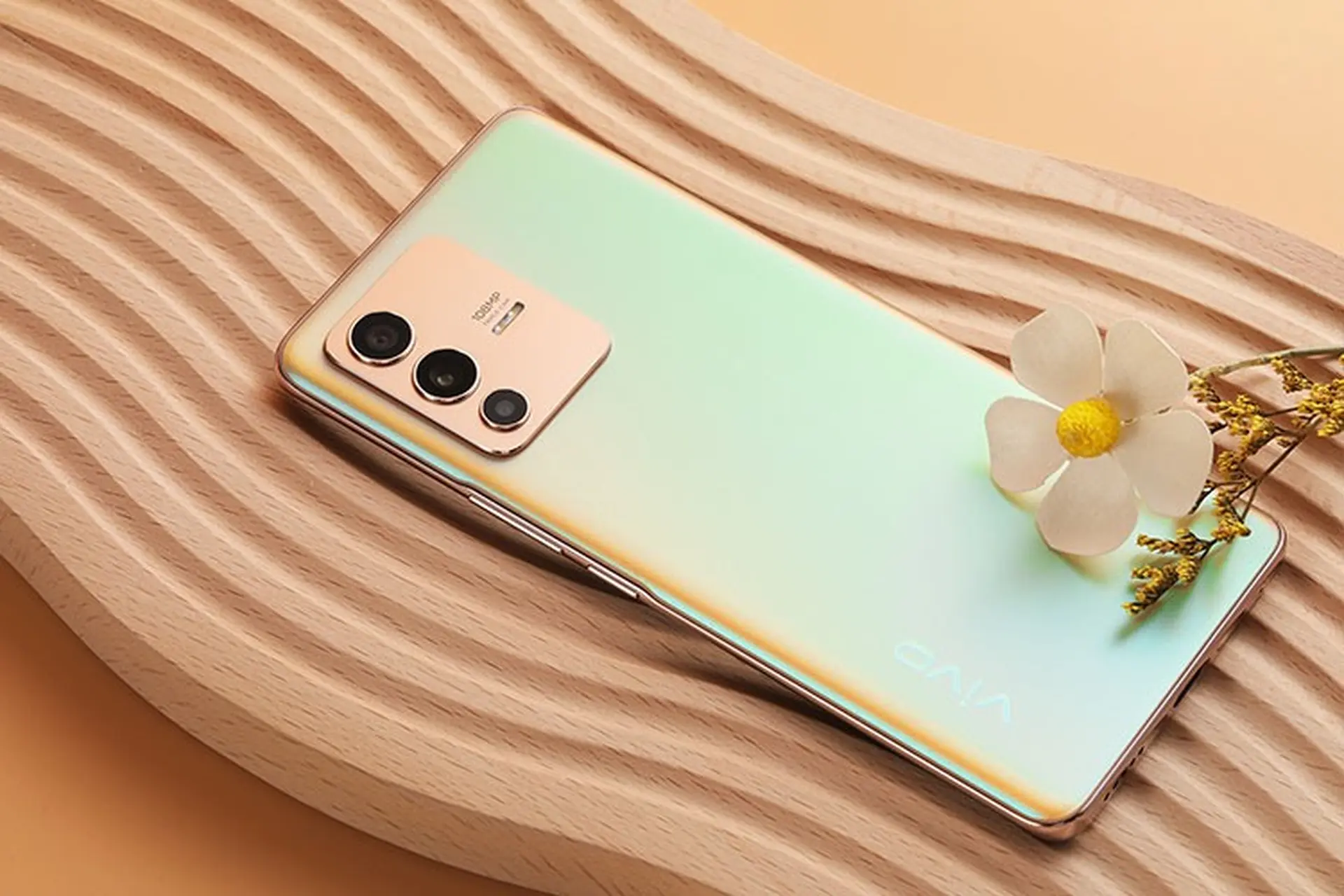 Trên tay vivo S12 Pro: Nâng tầm trải nghiệm chụp selfie