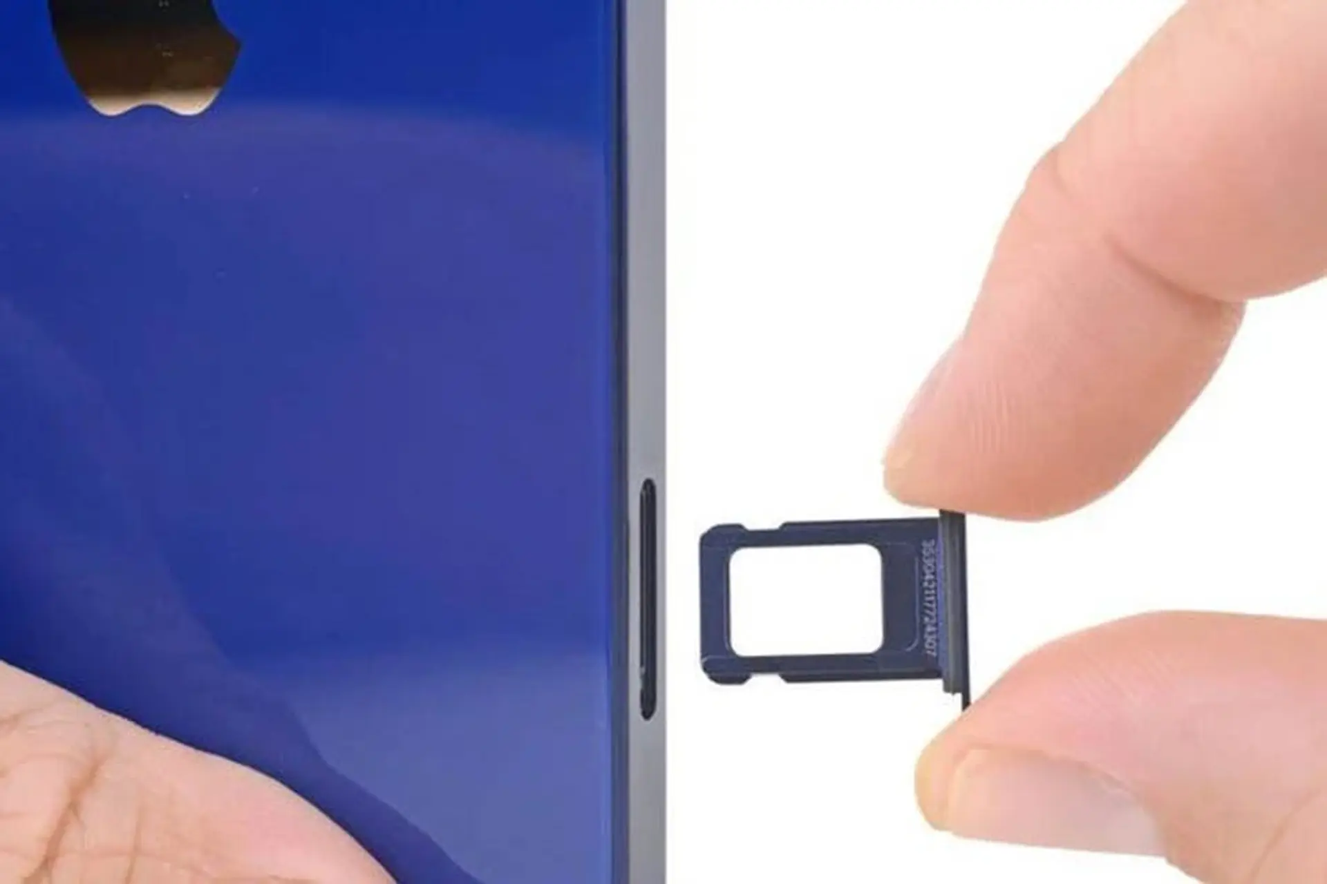 Apple có thể loại bỏ khe cắm thẻ SIM vật lý trên dòng iPhone 15 Pro