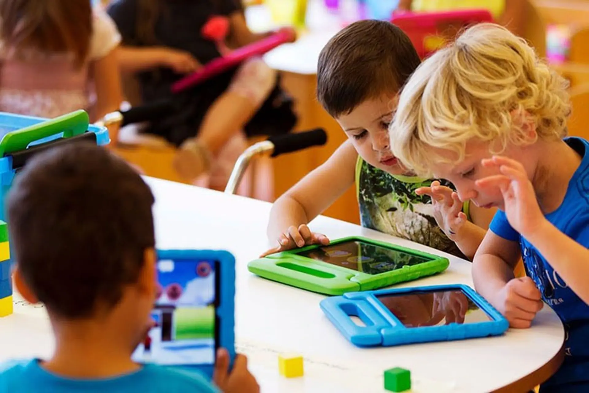 Top game giáo dục phát triển trí não cho trẻ trên iPad