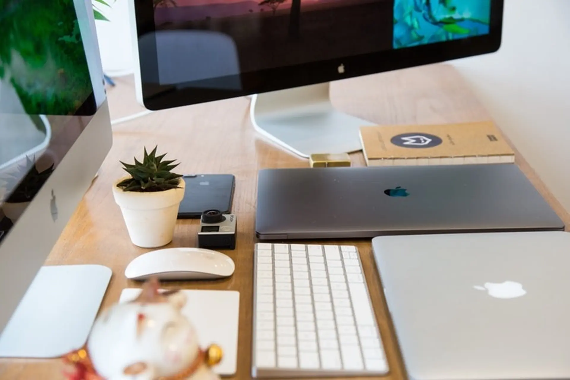Thay đổi độ sáng của màn hình macOS Big Sur