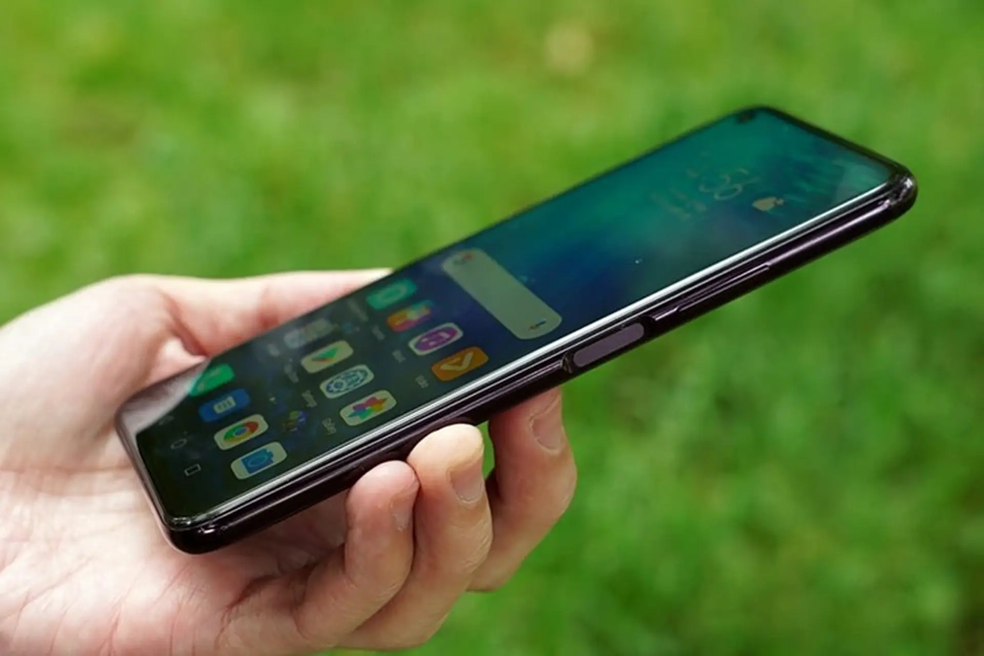 Honor V40 sẽ có sẵn các dịch vụ của Google khi ra mắt