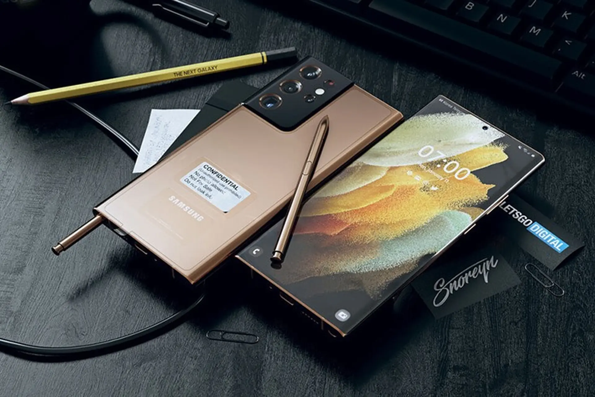 Samsung Galaxy Note 21 Ultra lộ diện với thiết kế tuyệt đẹp trong concept mới