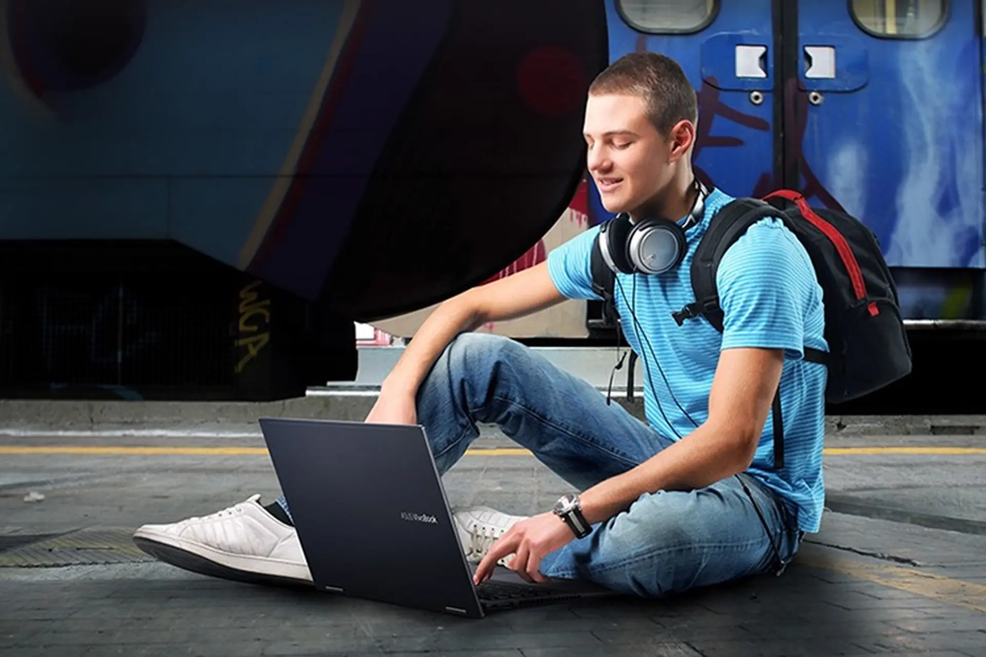 3 chiếc laptop văn phòng phù hợp cho việc học tập, làm việc tại nhà tầm giá 13 triệu đồng