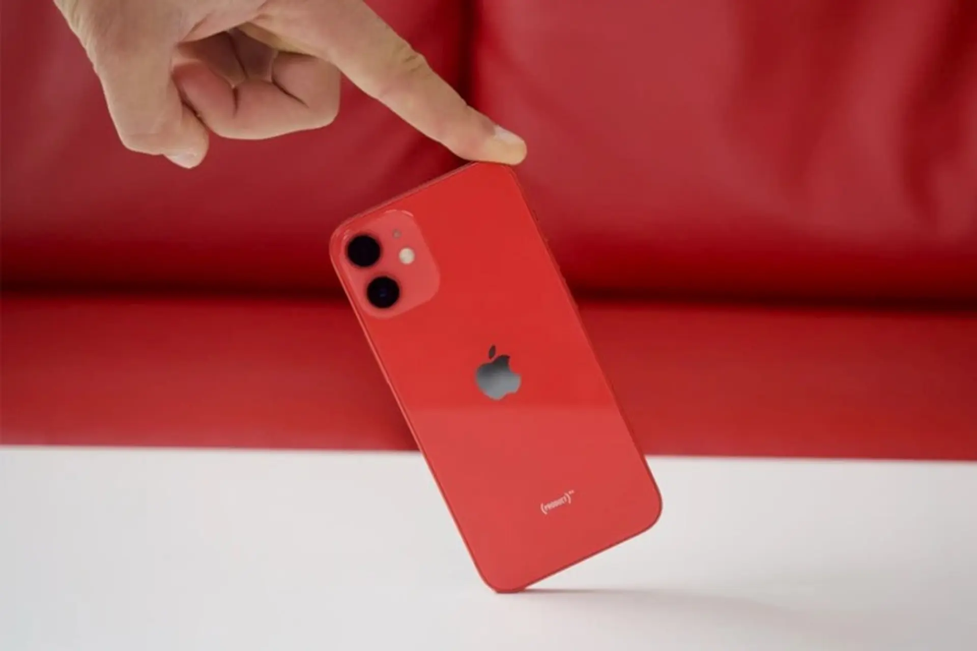 Apple có nên khai tử iPhone 12 Mini?