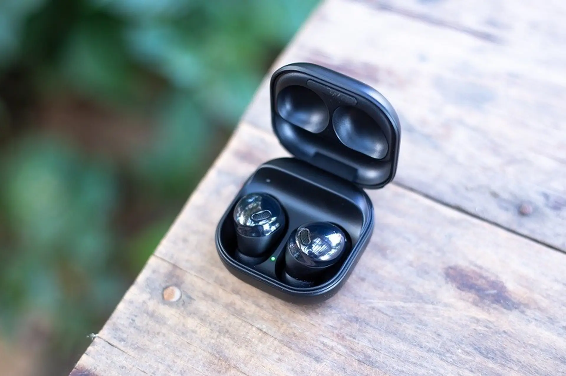 Chặng đường về sẽ chẳng còn xa với những trải nghiệm tuyệt vời cùng Galaxy Buds Pro