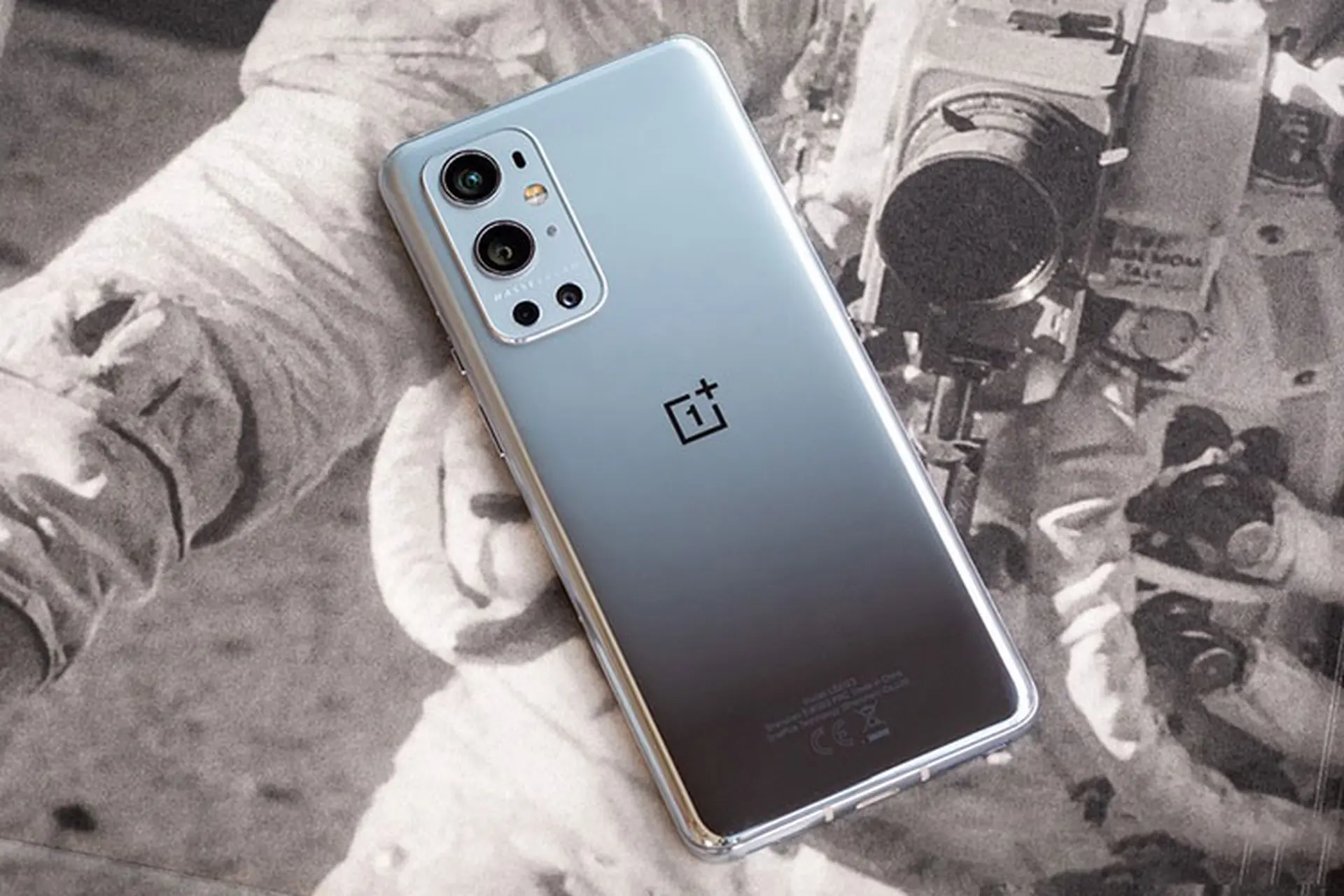 Trên tay OnePlus 9 Pro: Một chiếc điện thoại sang trọng với camera đủ tốt