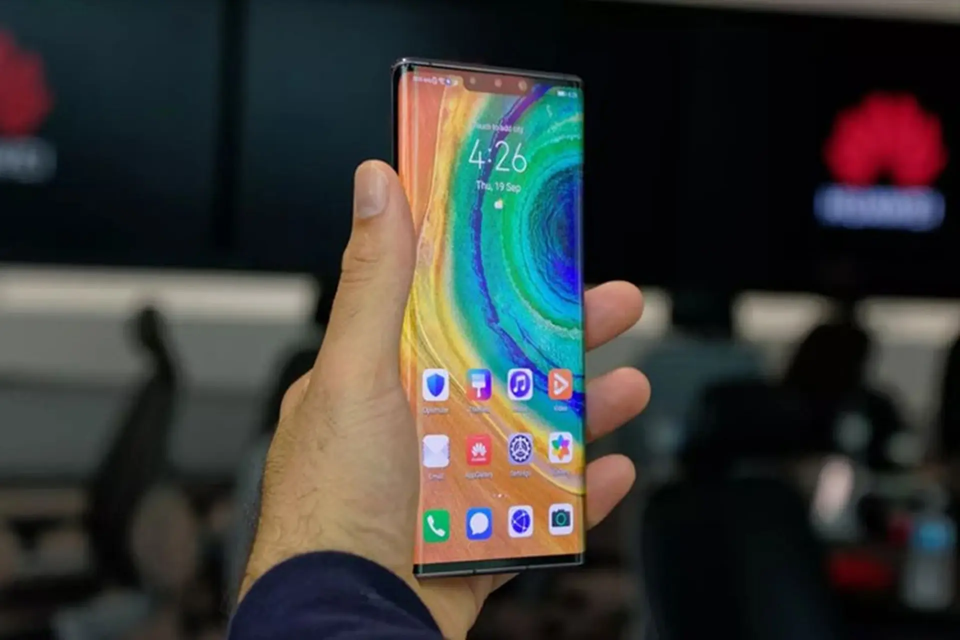 EMUI 11 cán mốc hơn 100 triệu người dùng, hướng mục tiêu tiếp theo là HarmonyOS 