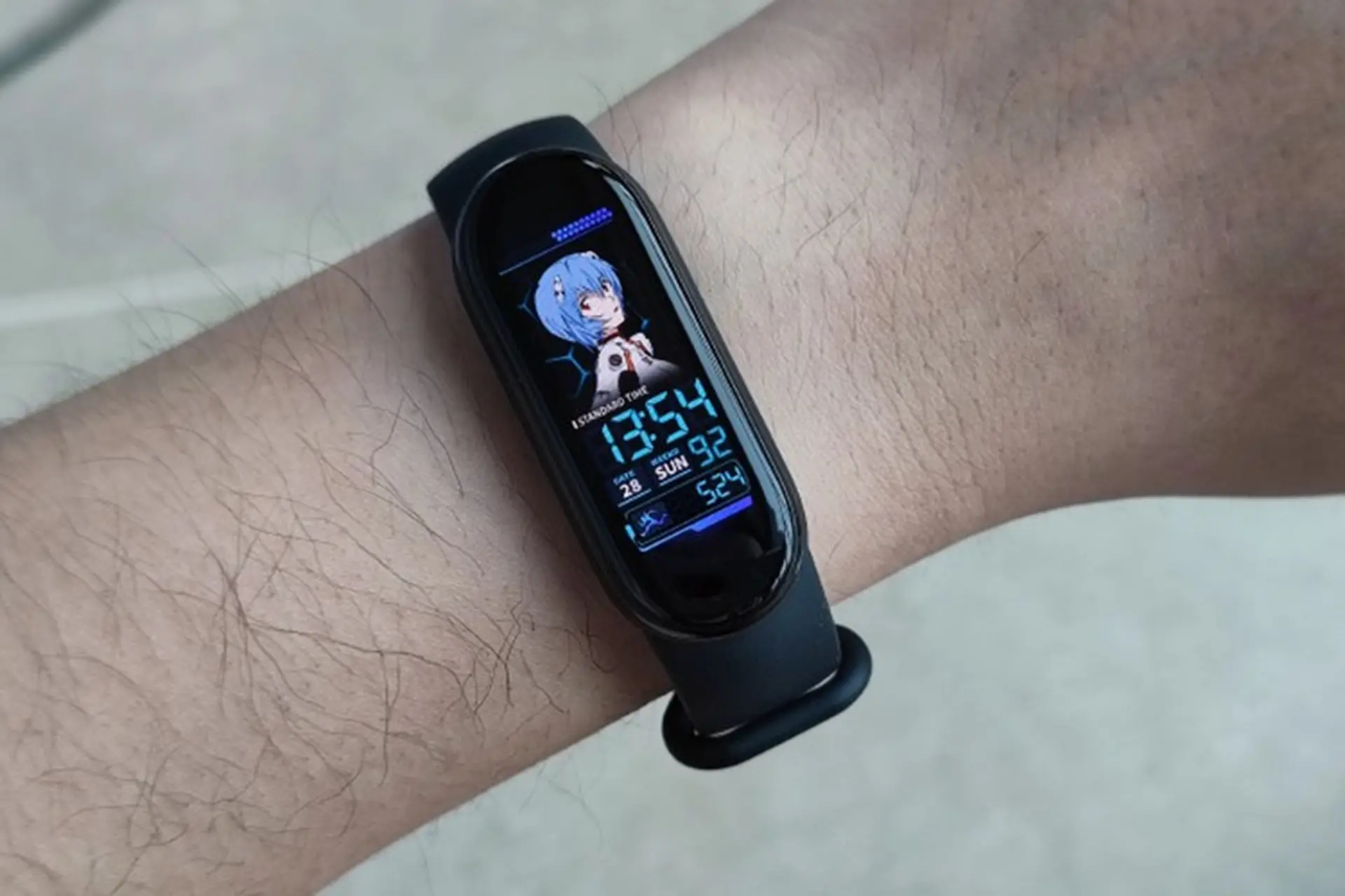 Trên tay Xiaomi Mi Band 6, chiếc vòng đeo tay thông minh tốt nhất tầm giá dưới 1 triệu đồng